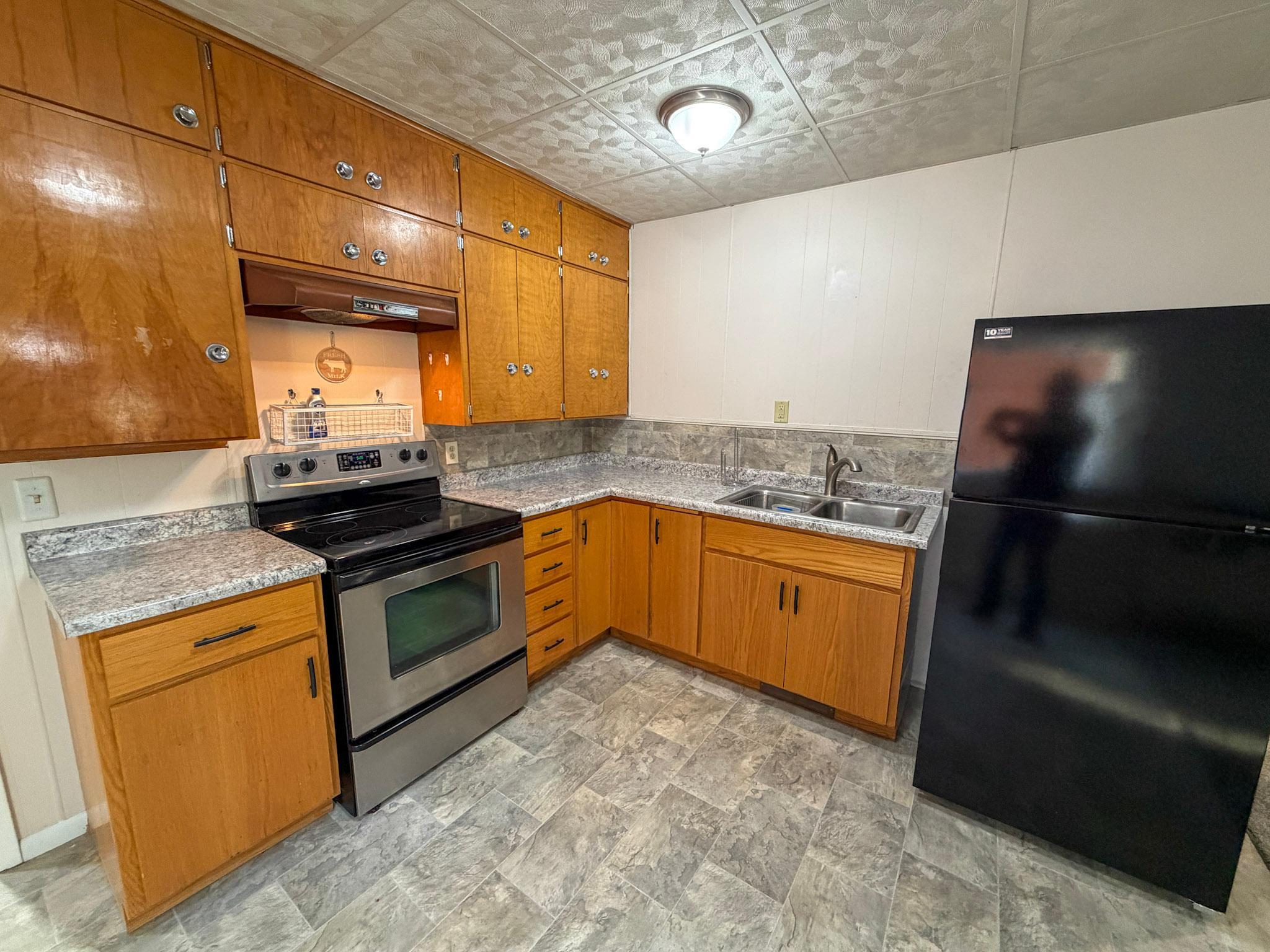 403 4th Street Property Photo 9