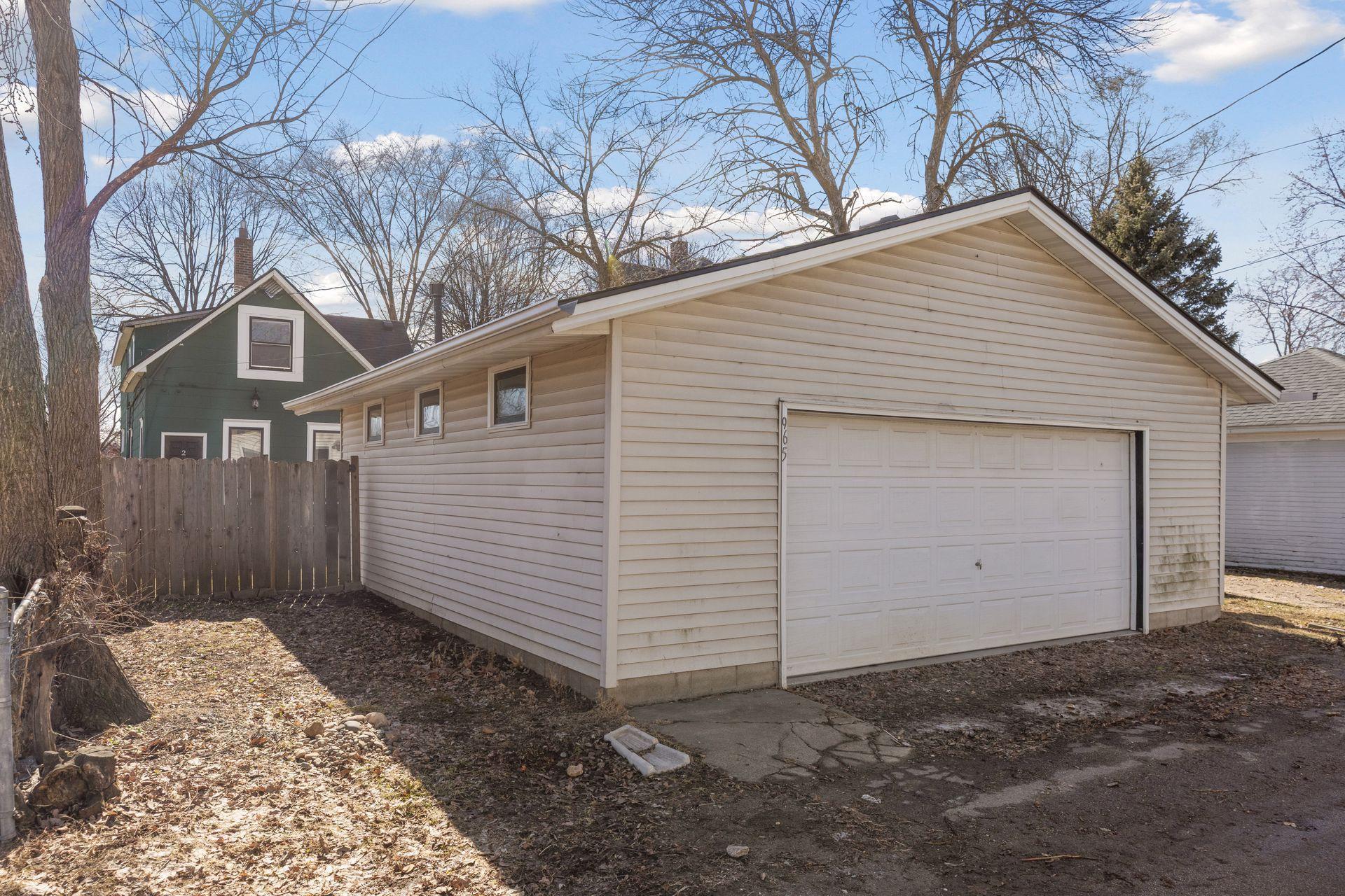 965 E Fremont Avenue Property Photo 23