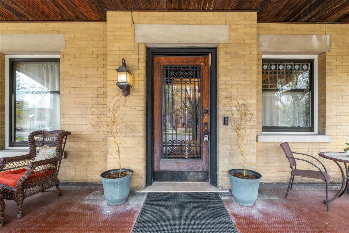 341 Dayton Avenue Property Photo 9