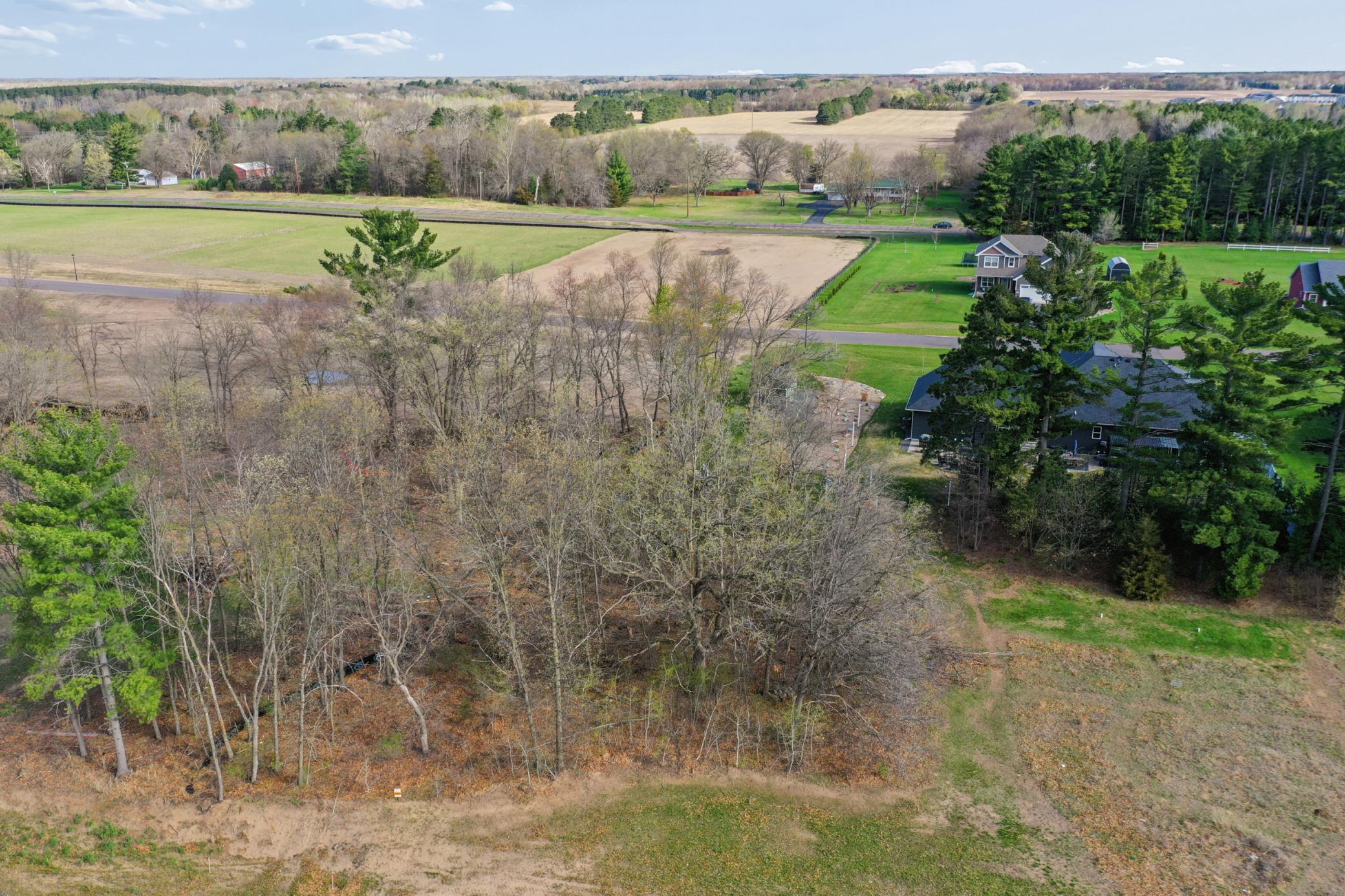 522x 389th Trail Property Photo 16