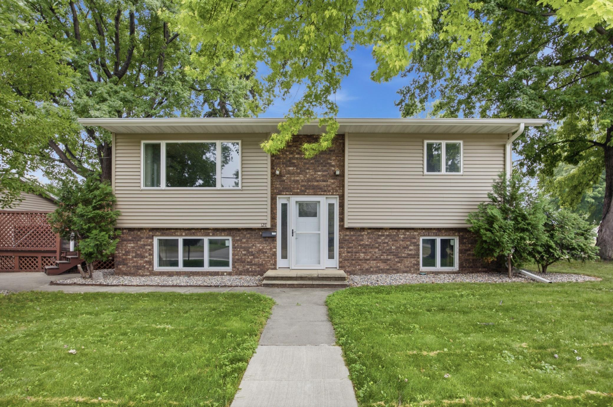 1211 Hall Avenue Property Photo 1