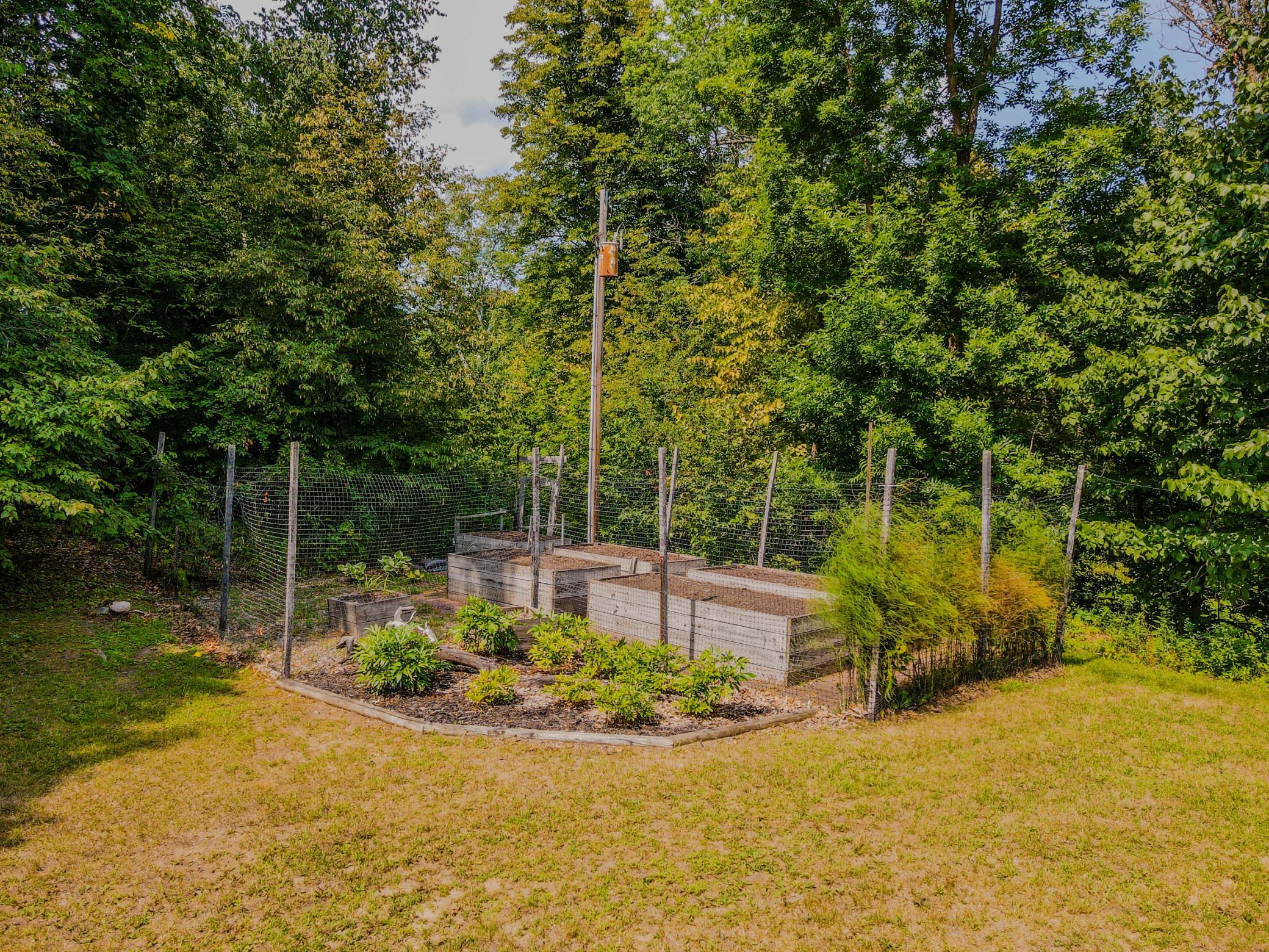 24281 Hazel Wood Drive Property Photo 8