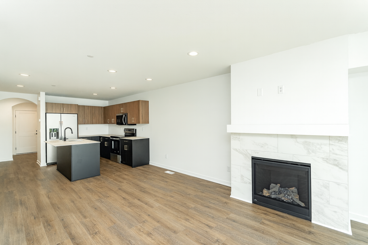 1093 Century Village Lane Ne Property Photo 1
