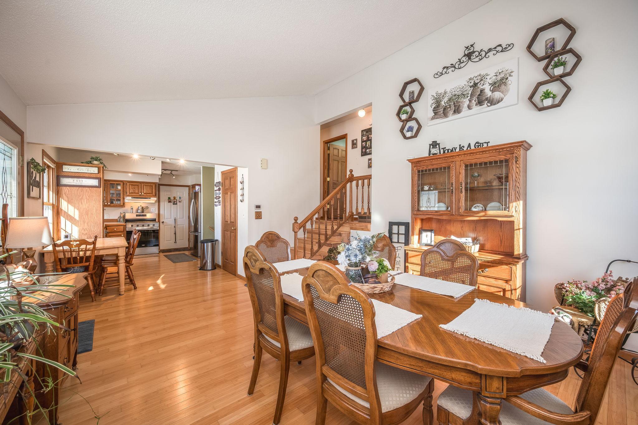 103 E Interlaken Road Property Photo 9