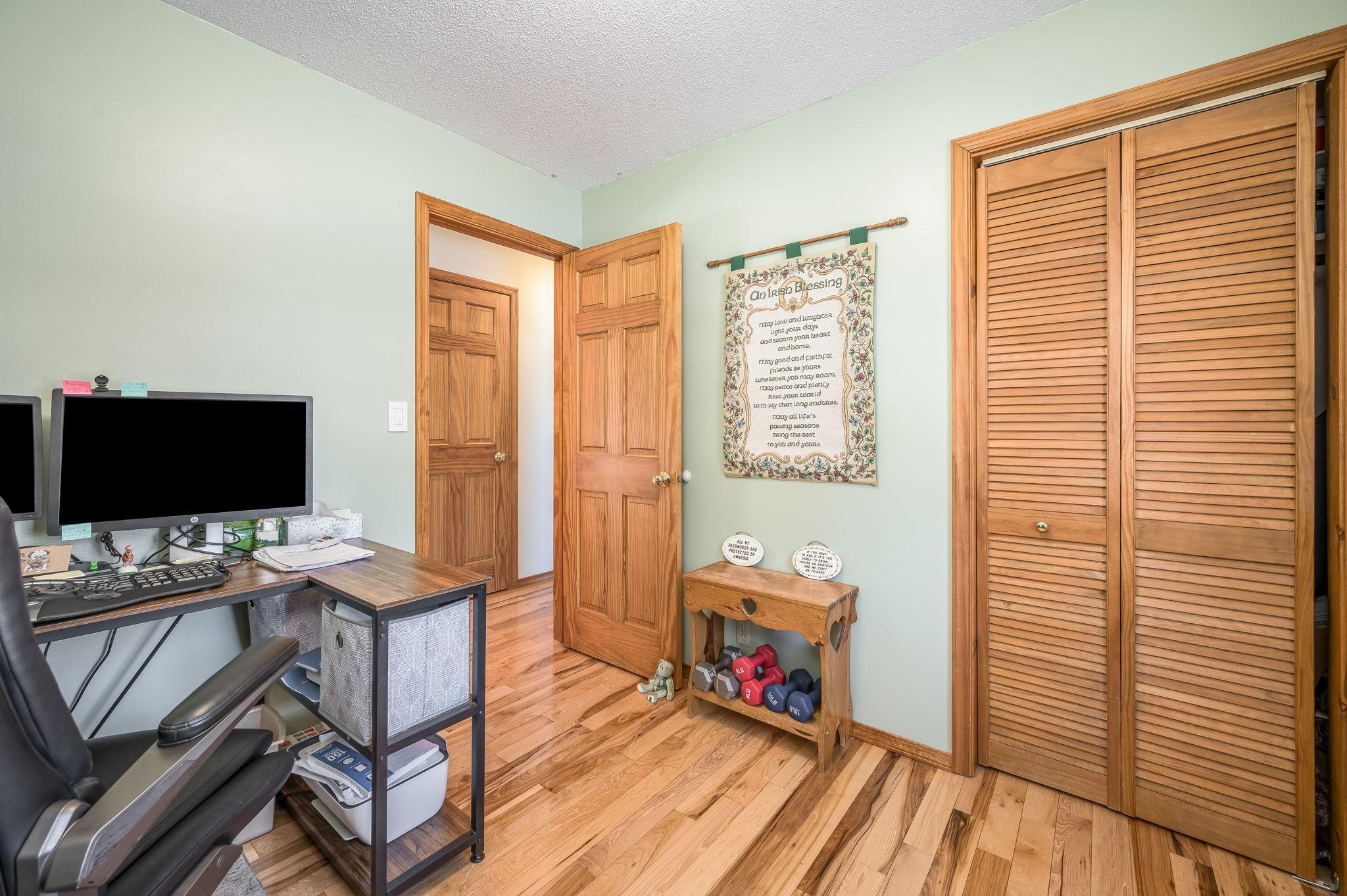 103 E Interlaken Road Property Photo 12