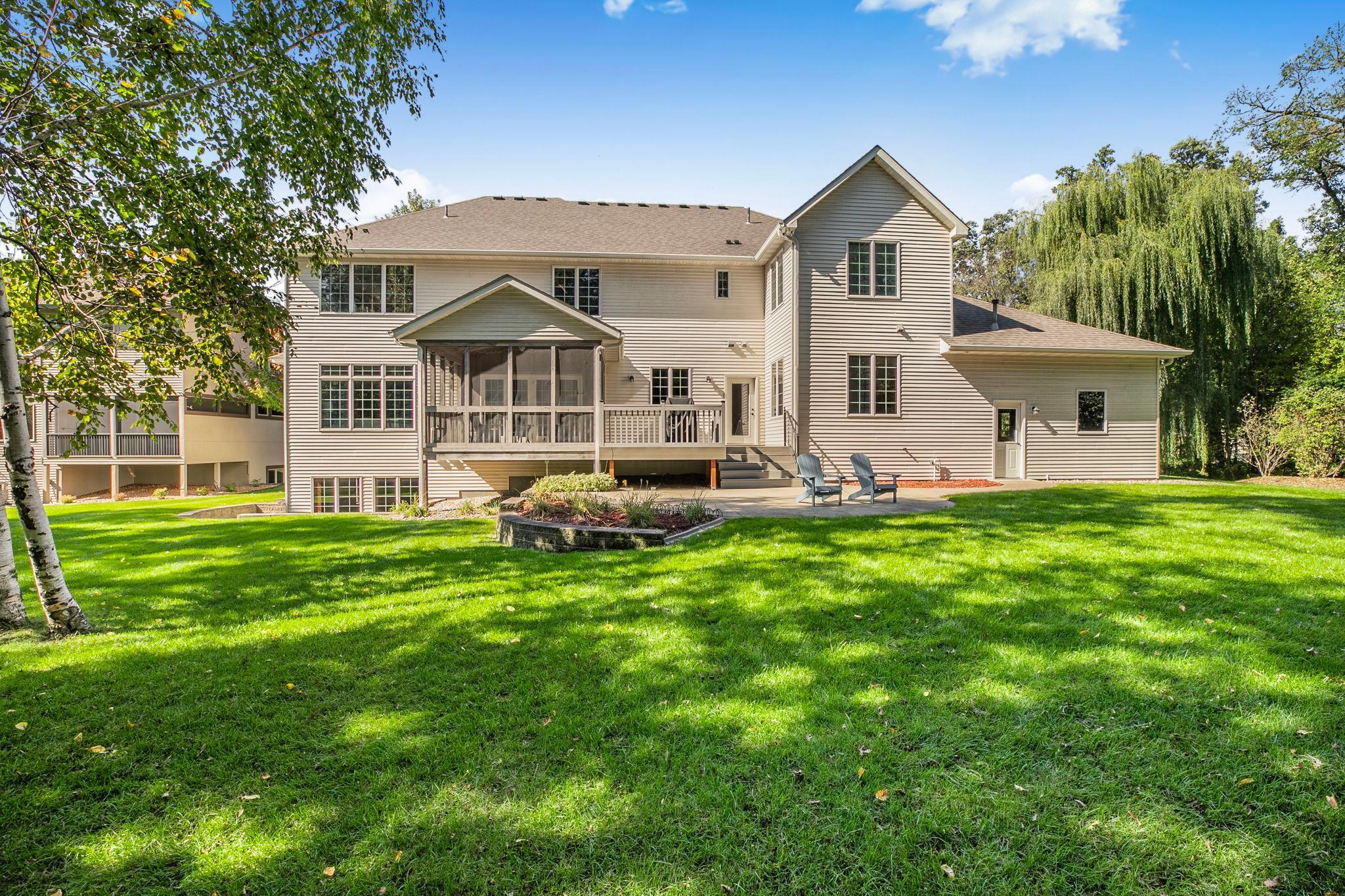 1612 Blackberry Circle Property Photo 2