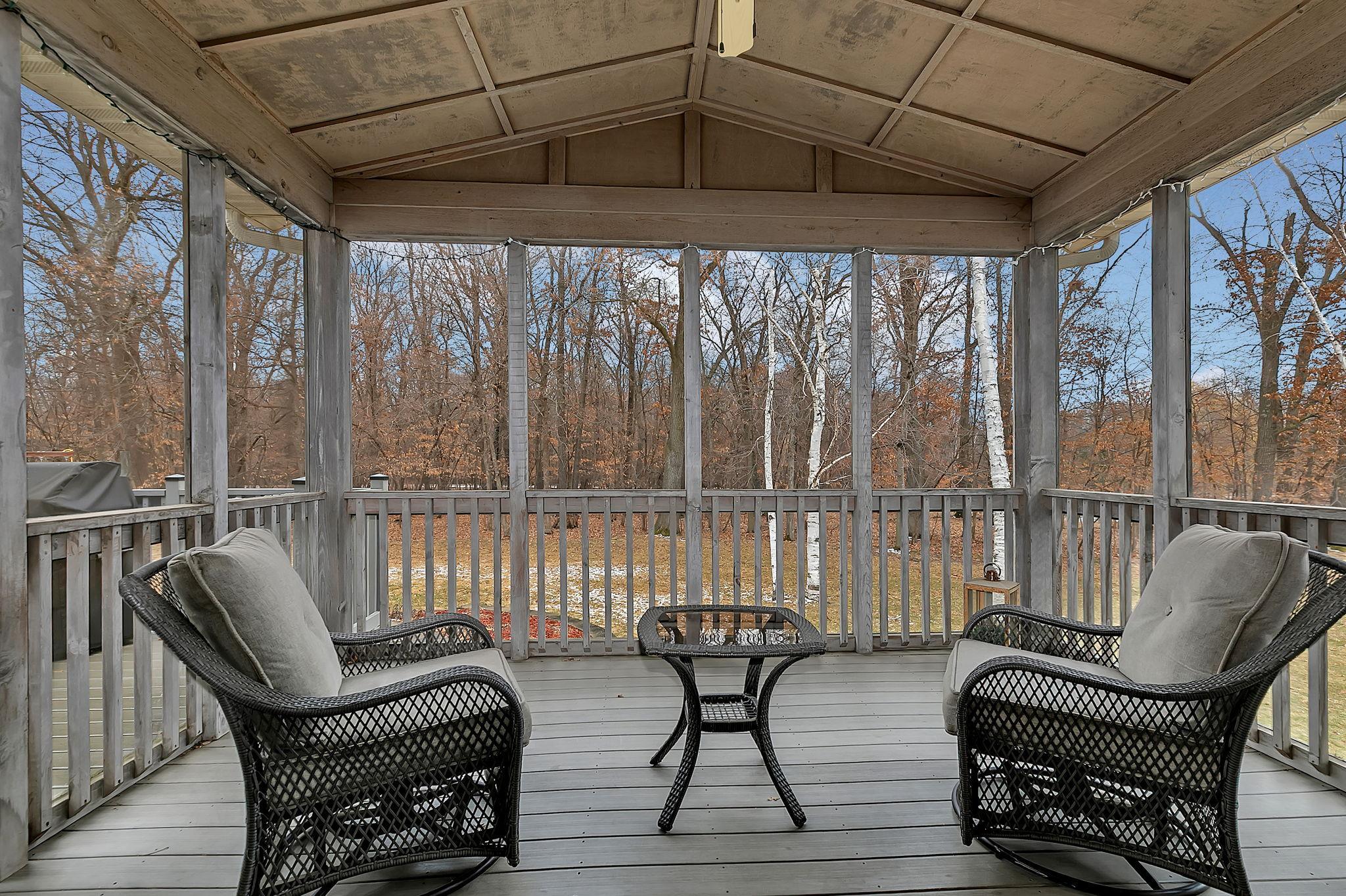 1612 Blackberry Circle Property Photo 9