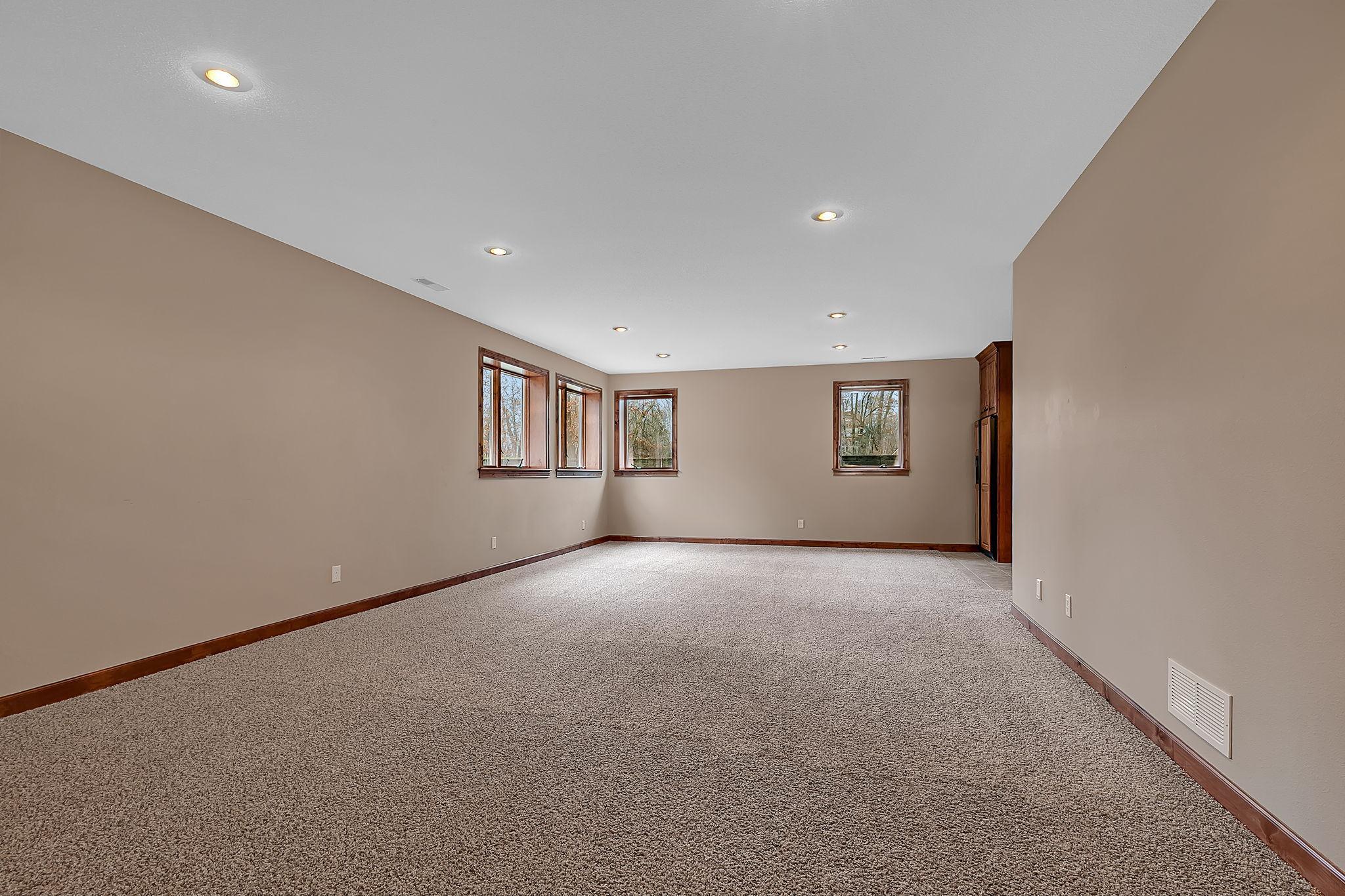 1612 Blackberry Circle Property Photo 35