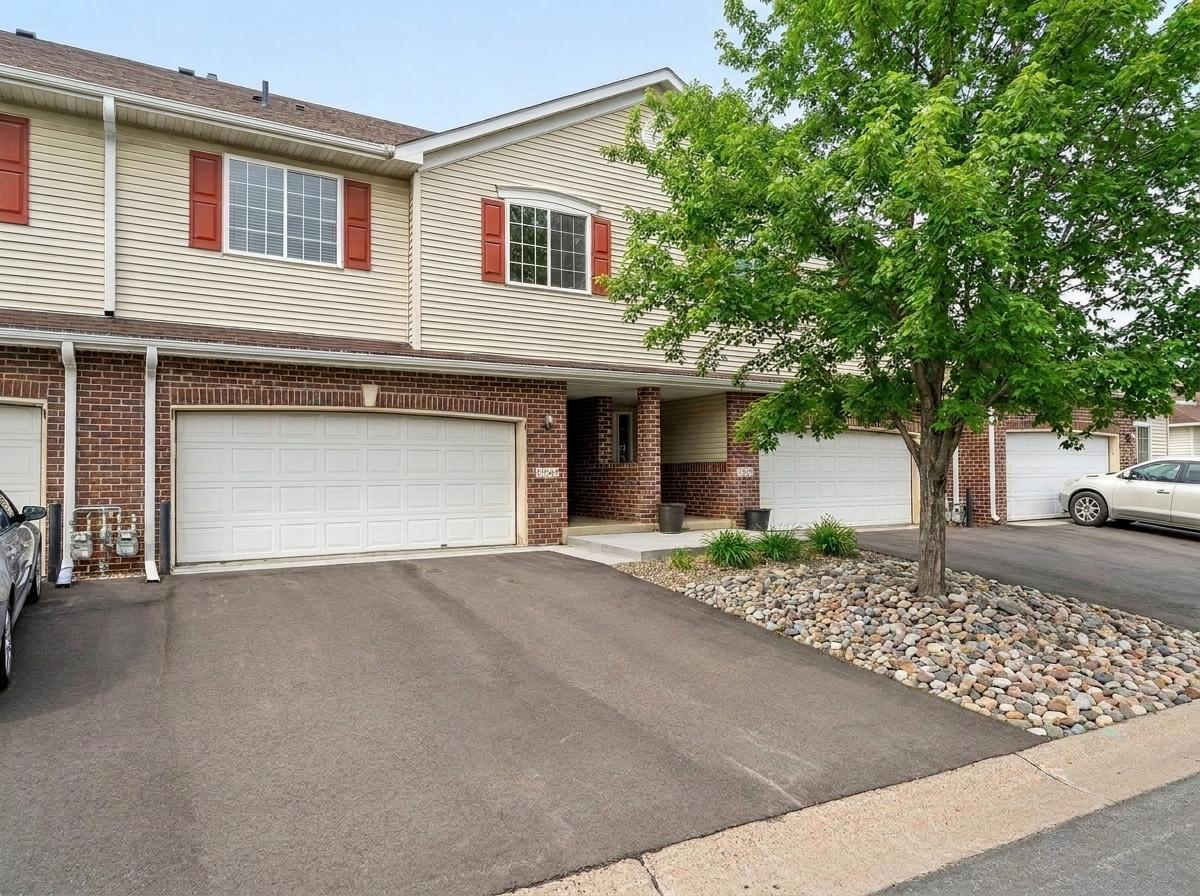15585 Cherry Path Property Photo 7