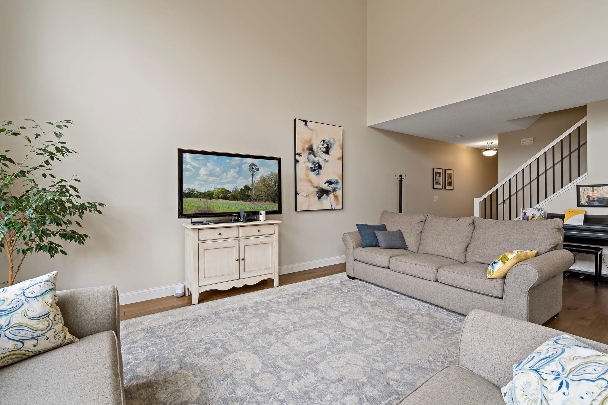 15585 Cherry Path Property Photo 14