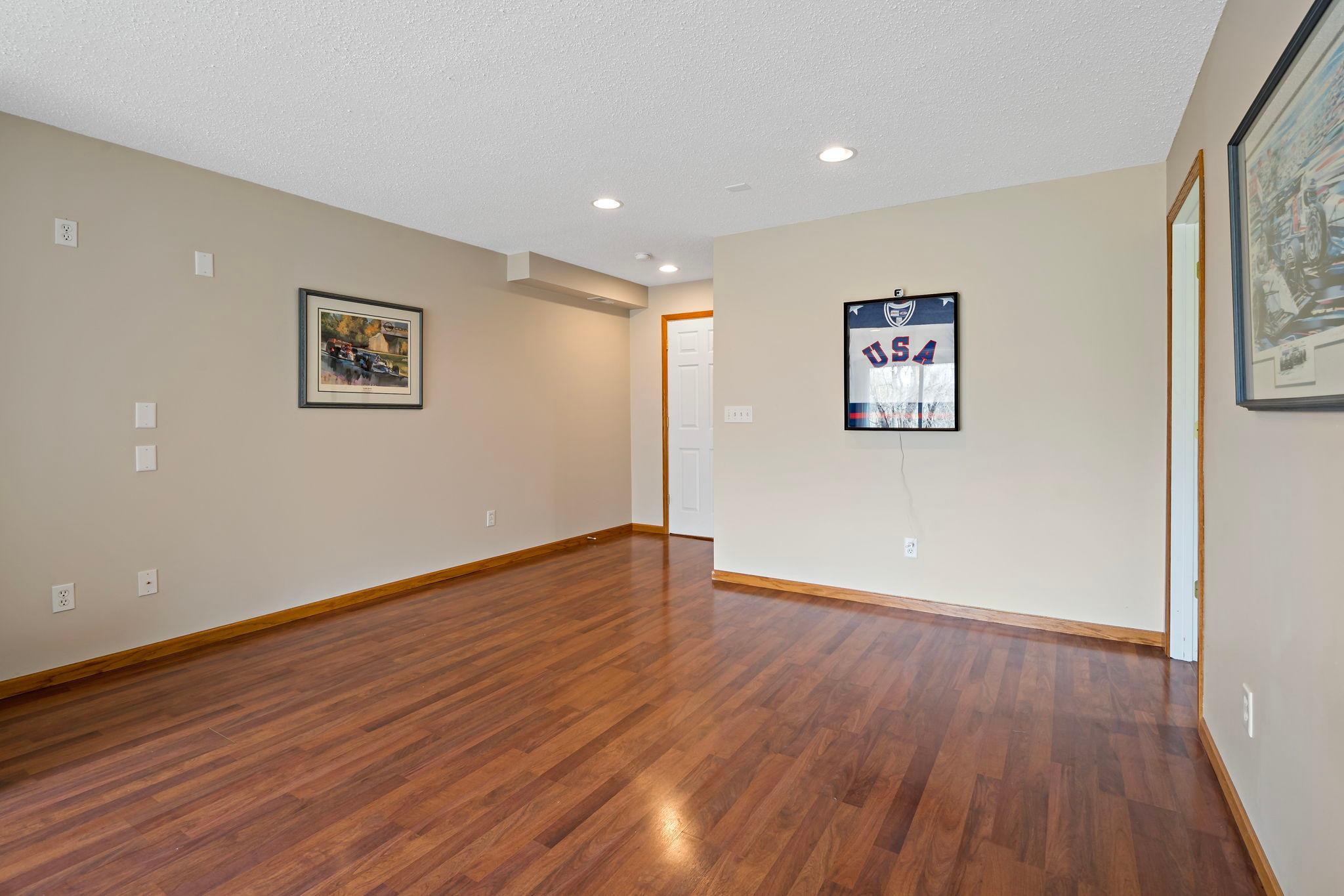 15585 Cherry Path Property Photo 34