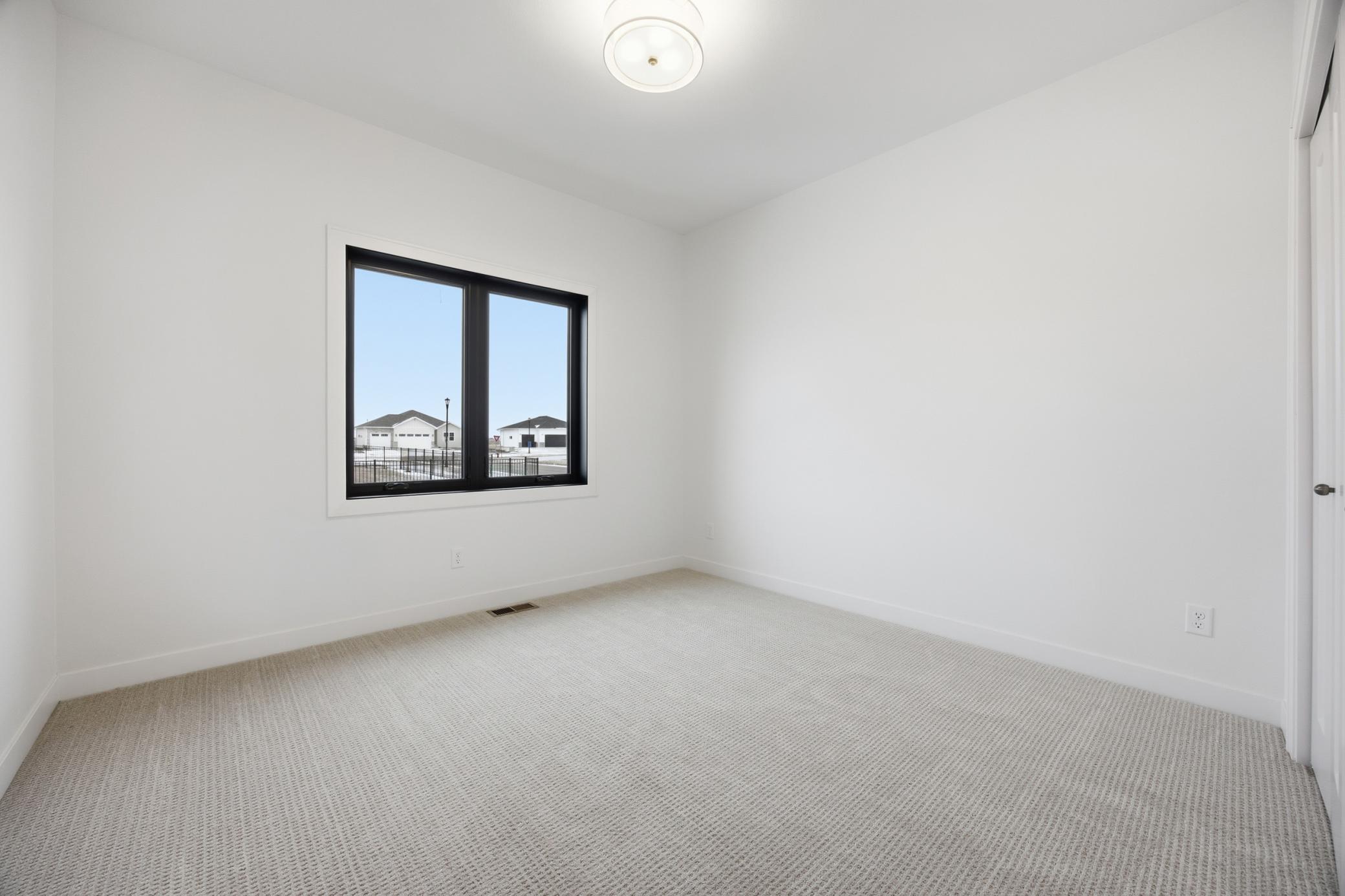 4270 Bristlecone Loop S Property Photo 19