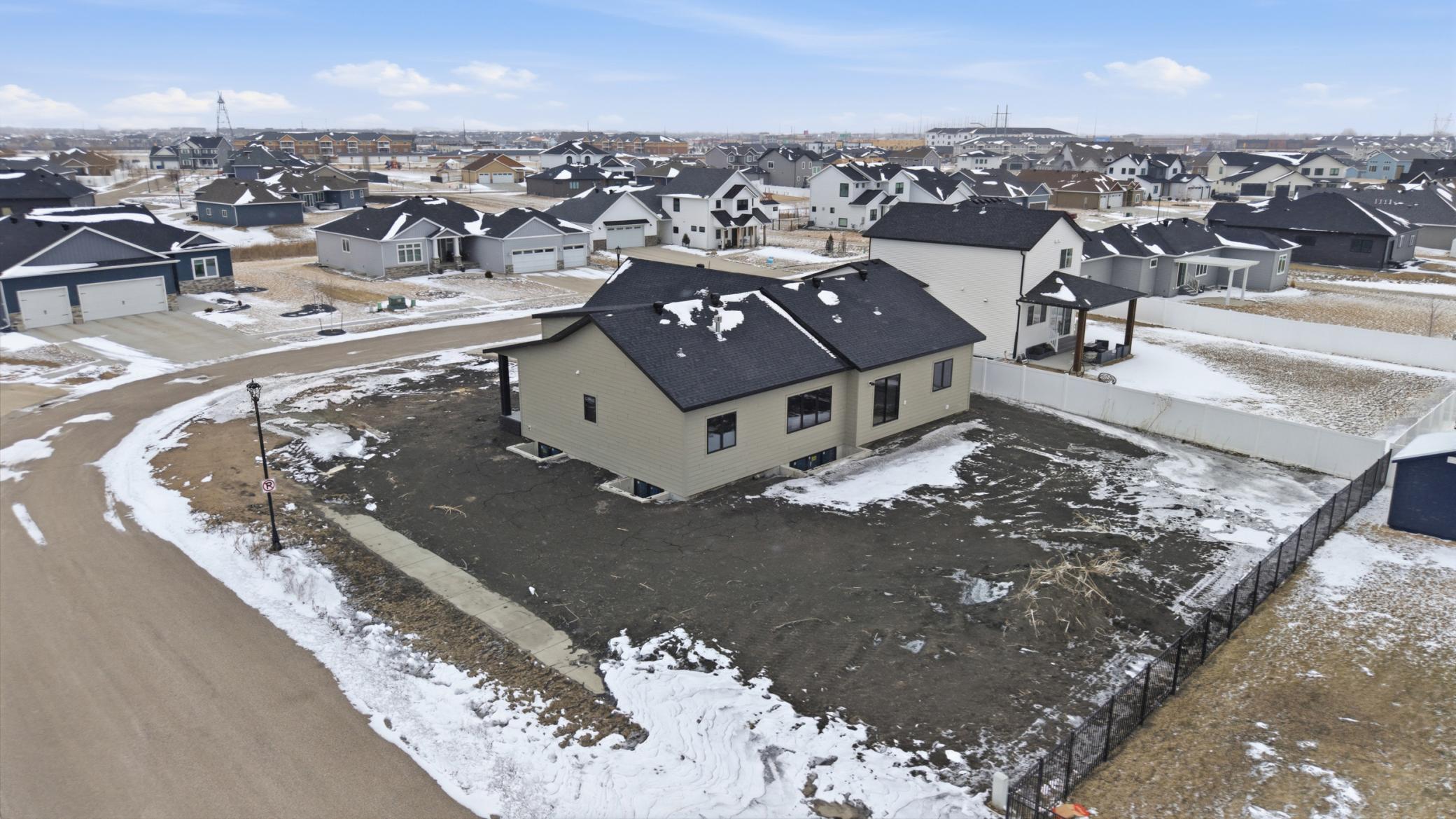 4270 Bristlecone Loop S Property Photo 23