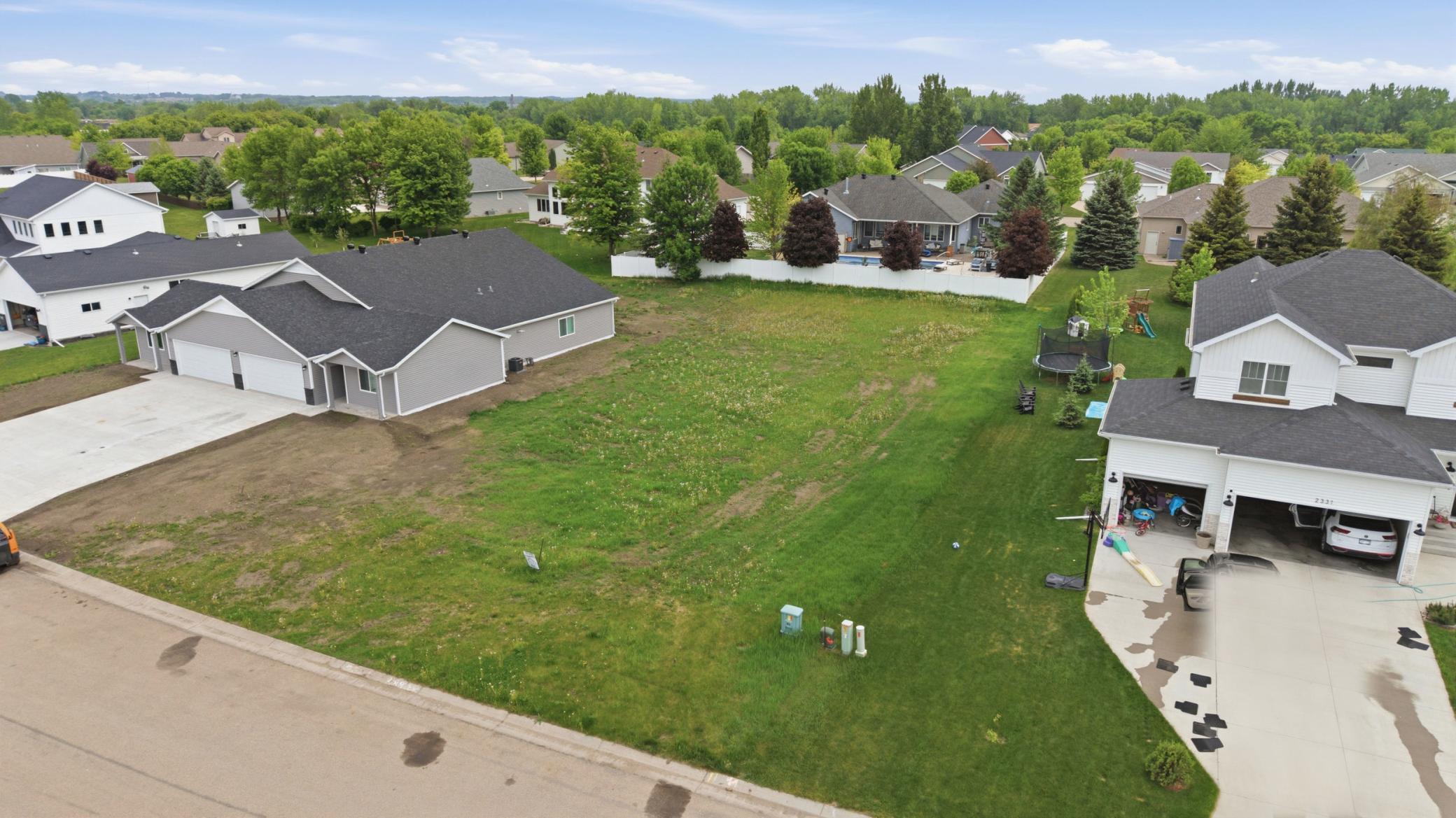 2327 Nature Lane Property Photo 1