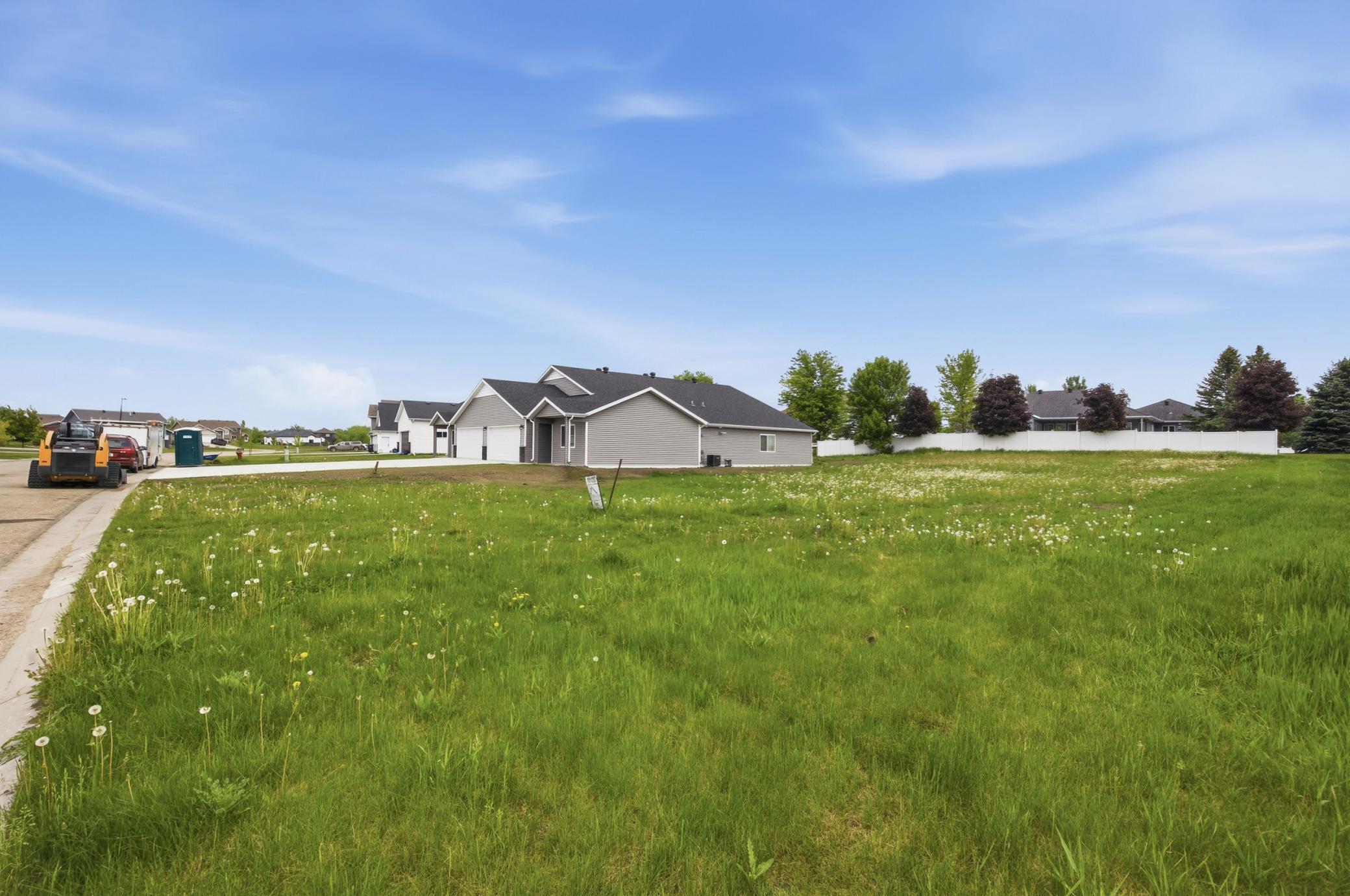 2327 Nature Lane Property Photo 4