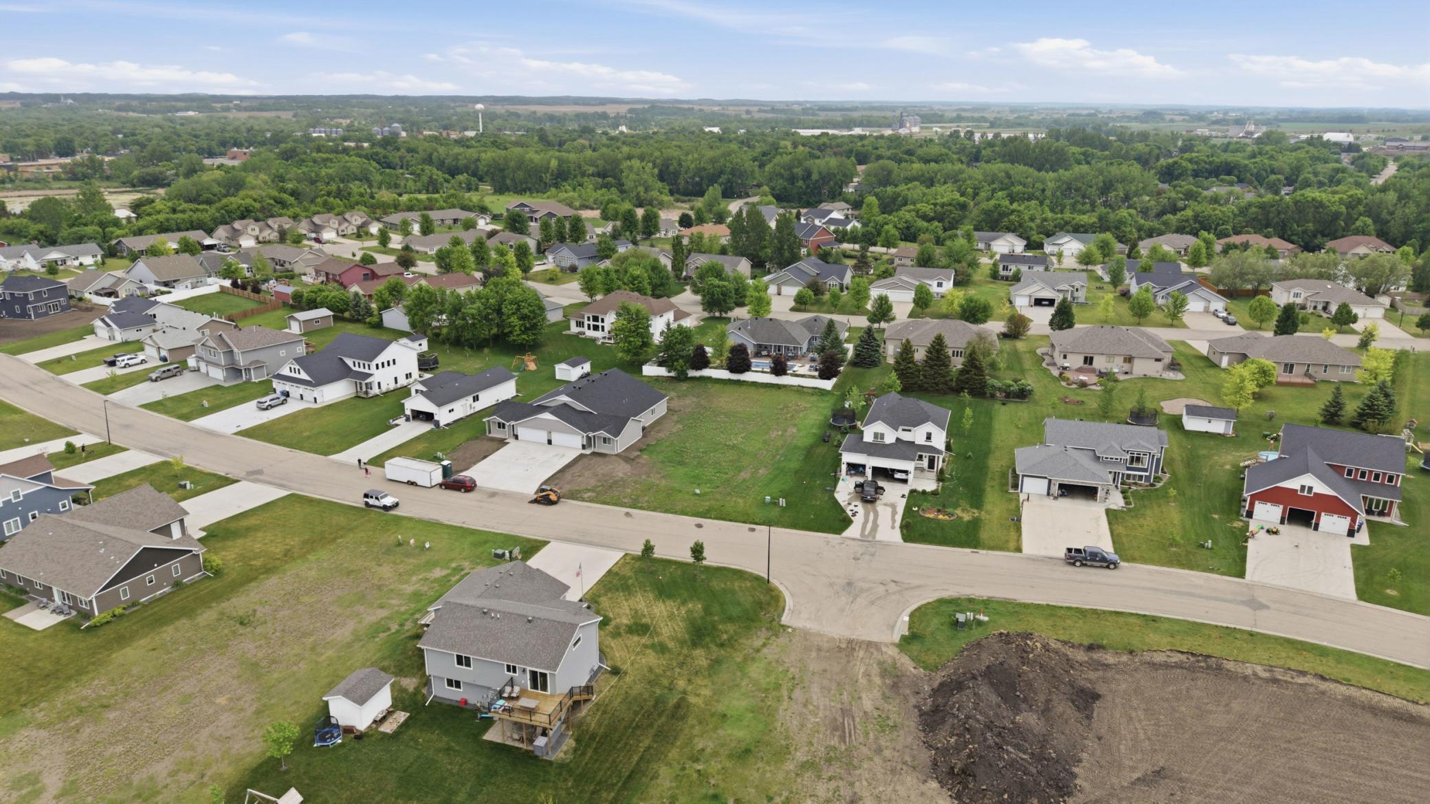 2327 Nature Lane Property Photo 15