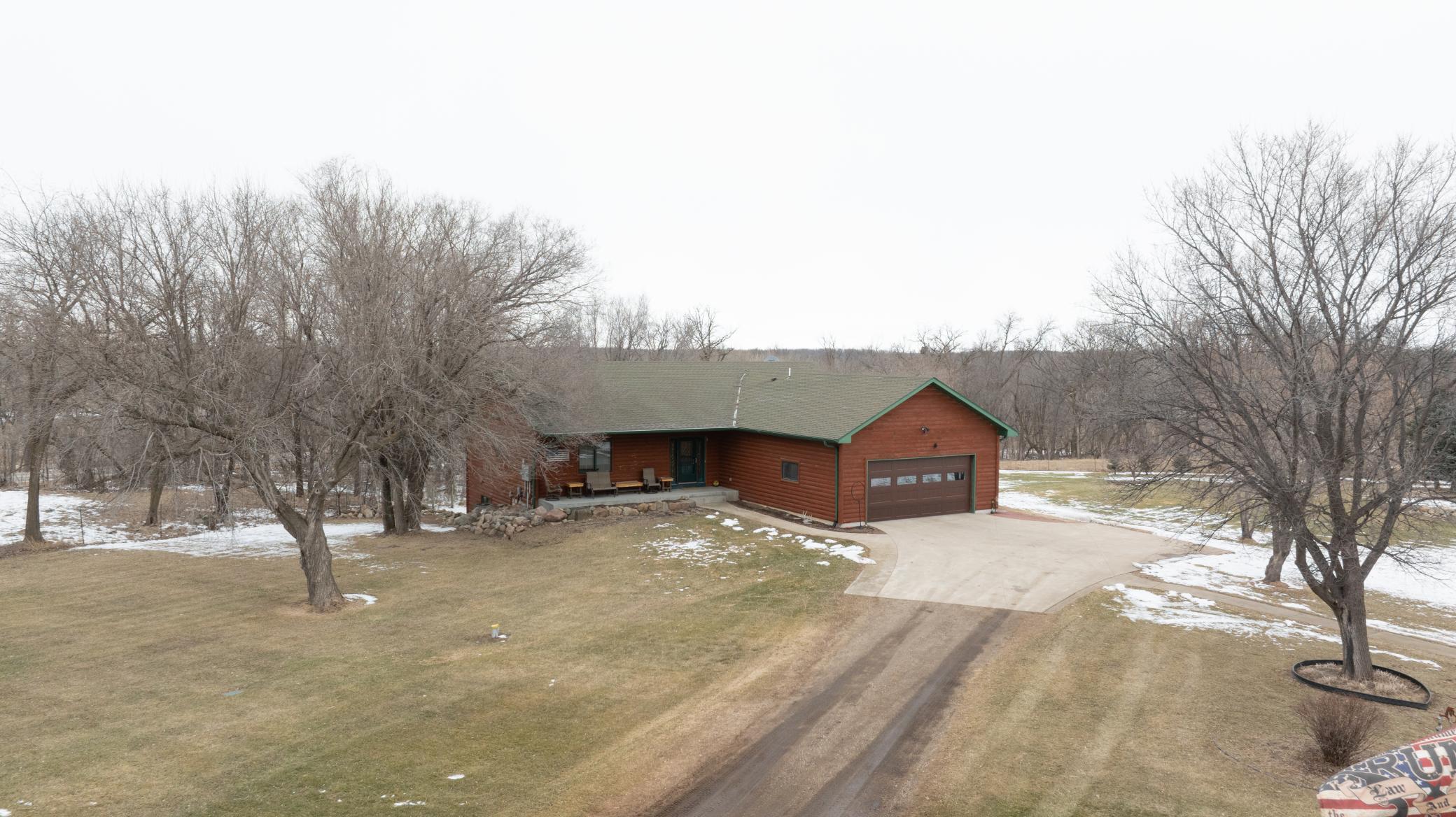 30272 County Highway 61 Property Photo 1