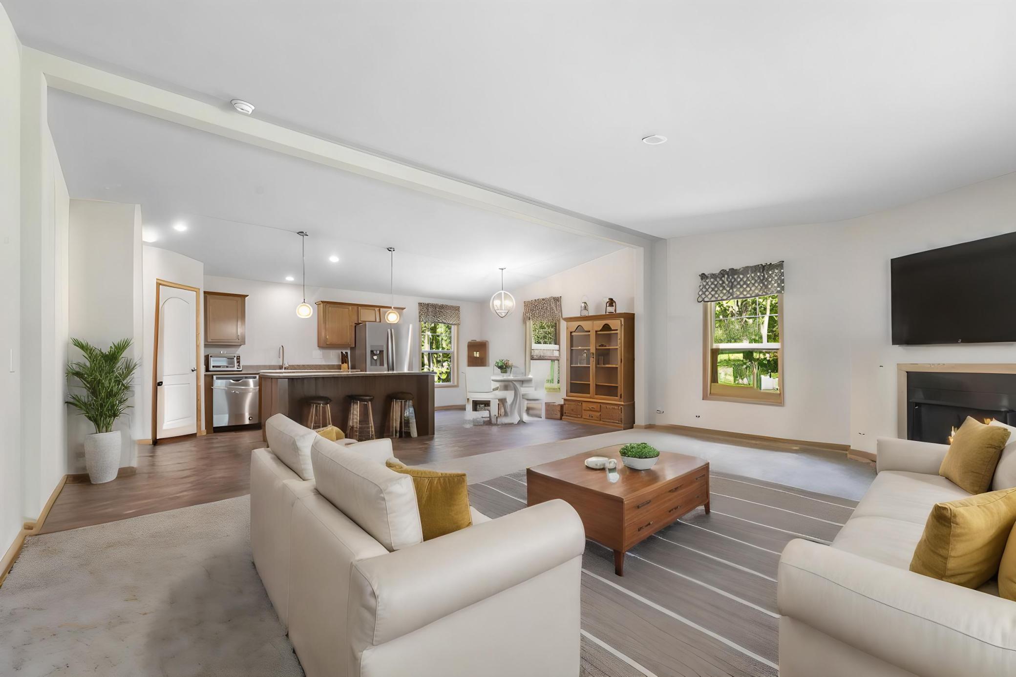 3583 Pine Ridge Road