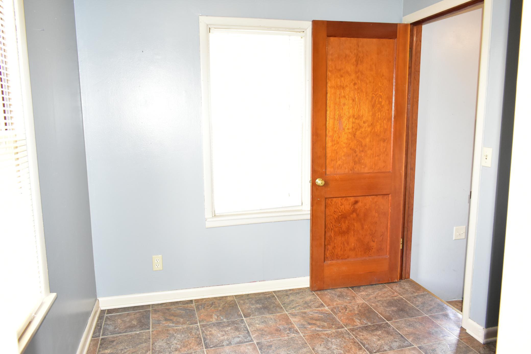 1404 2nd Avenue N Property Photo 7