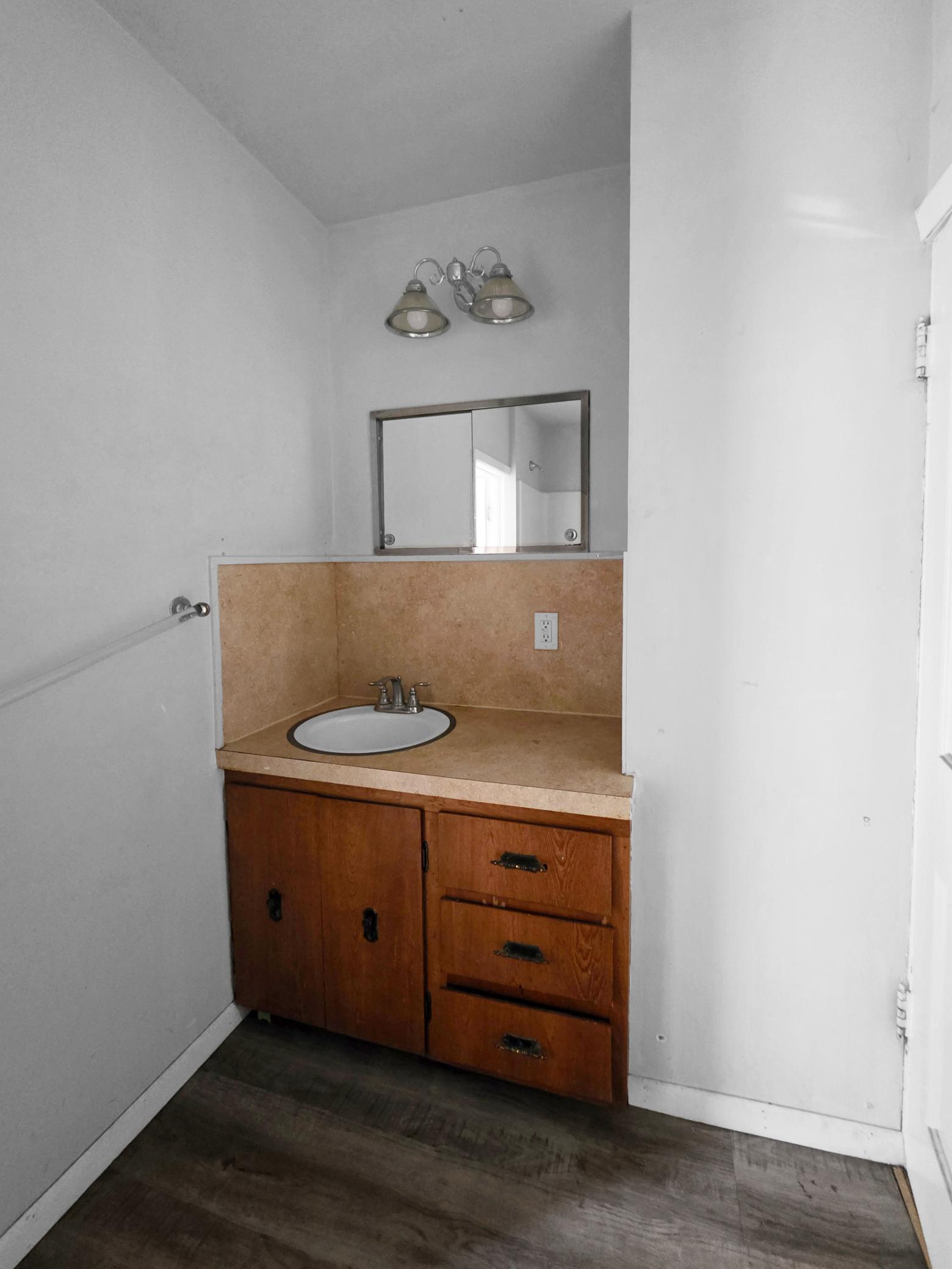 126 Tousley Avenue N Property Photo 12