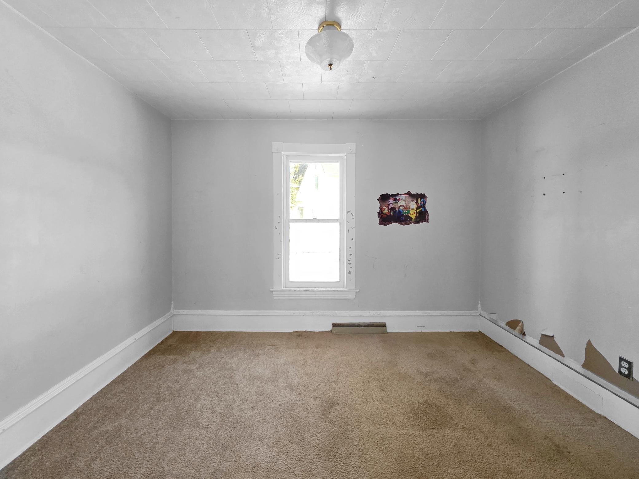 126 Tousley Avenue N Property Photo 15