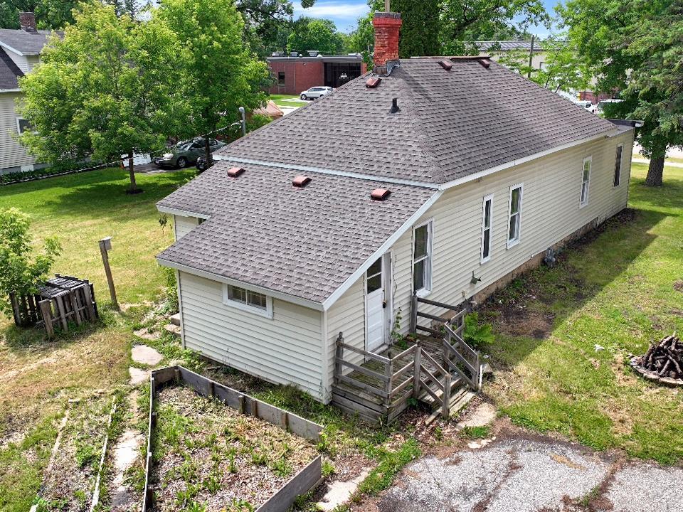 126 Tousley Avenue N Property Photo 28