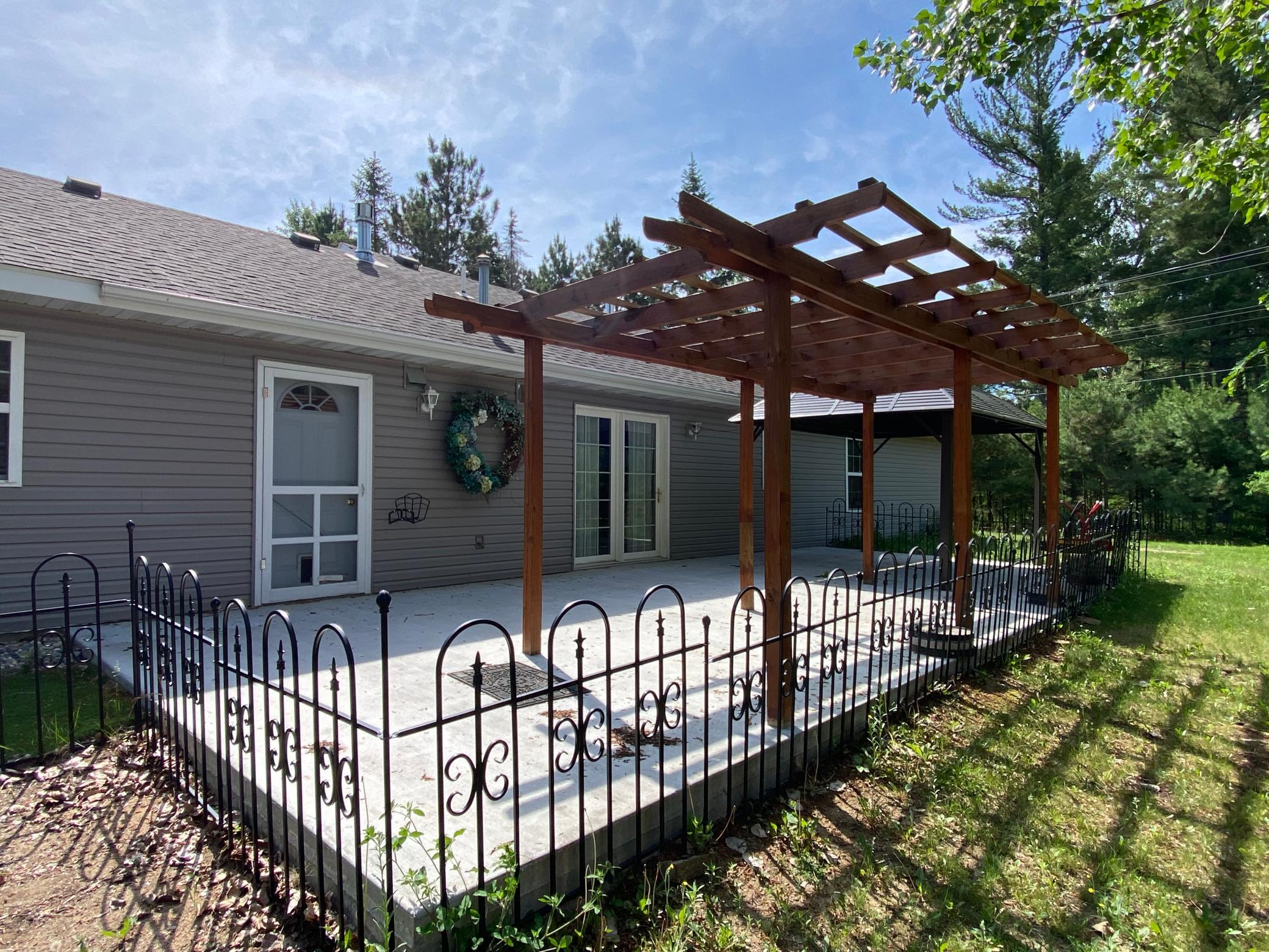 309 Birch Court Property Photo 6