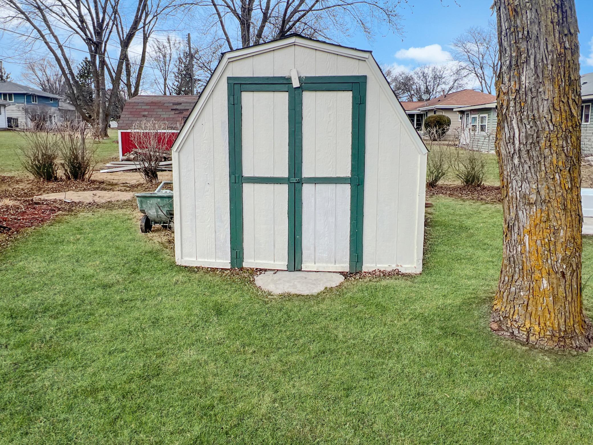 922 S State Street Property Photo 5