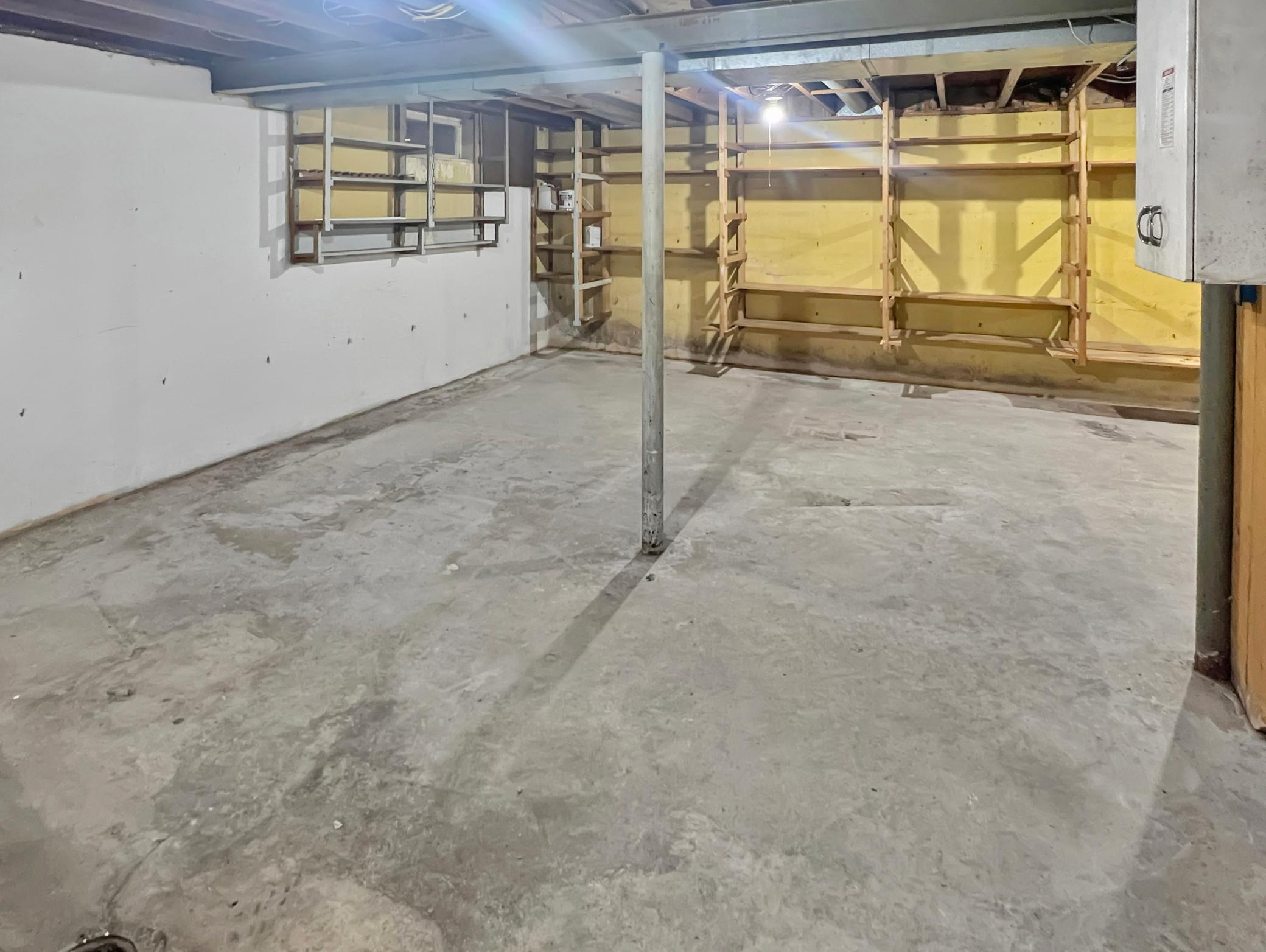 922 S State Street Property Photo 32