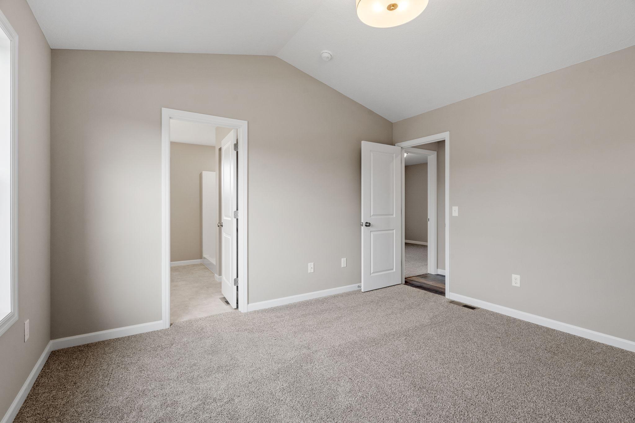 4720 5th Street Ne Property Photo 11