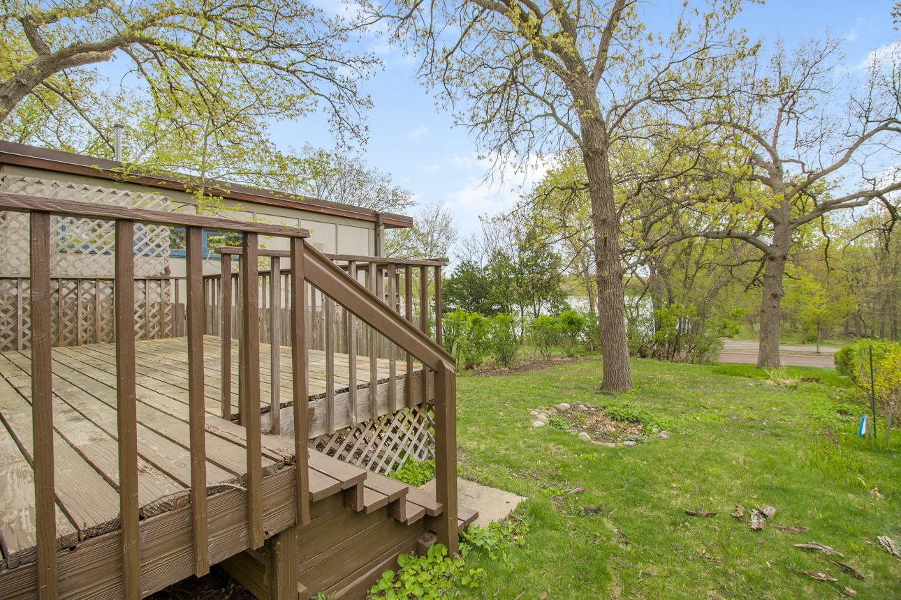 2036 Cedar Lake Parkway Property Photo 4
