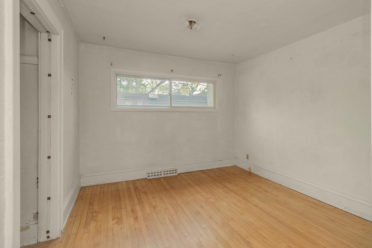 2036 Cedar Lake Parkway Property Photo 19
