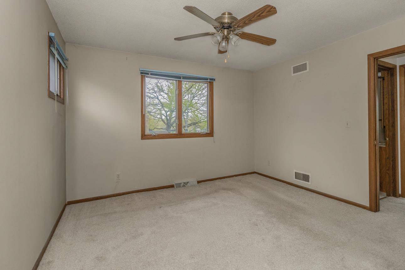 2036 Cedar Lake Parkway Property Photo 20