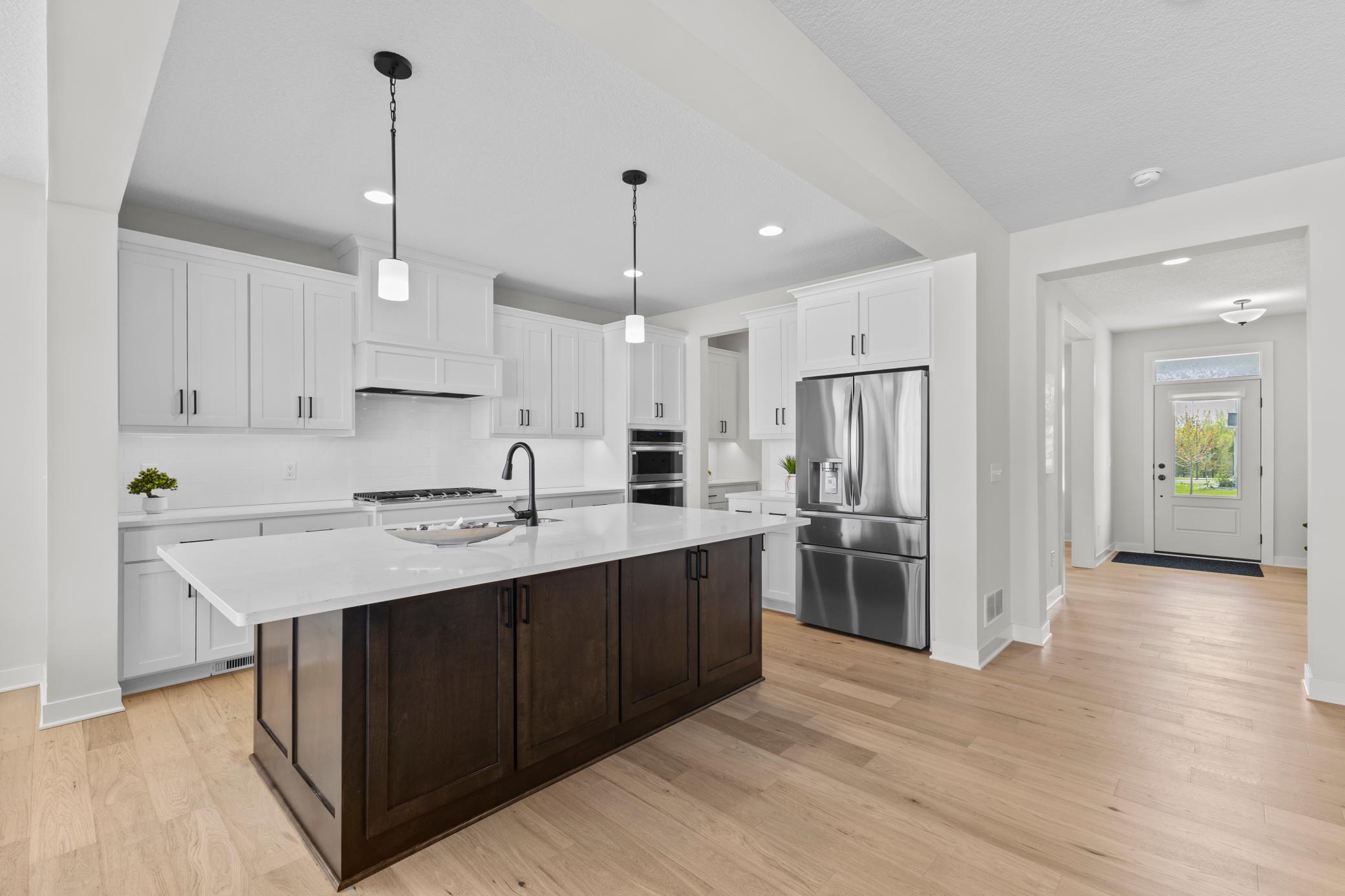 10122 Shadyview Lane N Property Photo 1