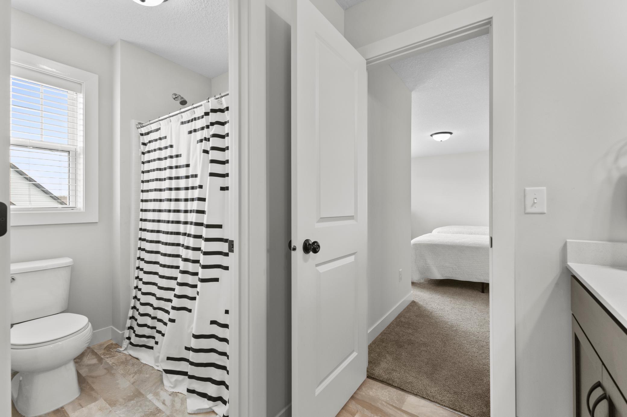 10122 Shadyview Lane N Property Photo 34