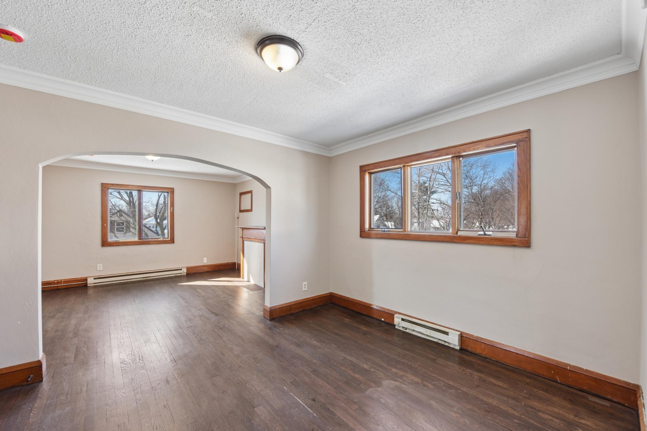 1237 5th Street E Property Photo 5