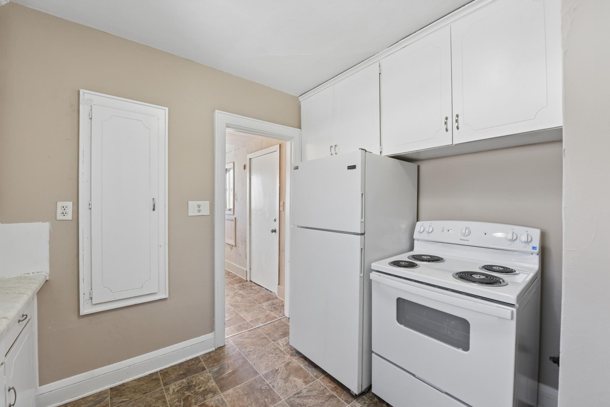 1237 5th Street E Property Photo 11