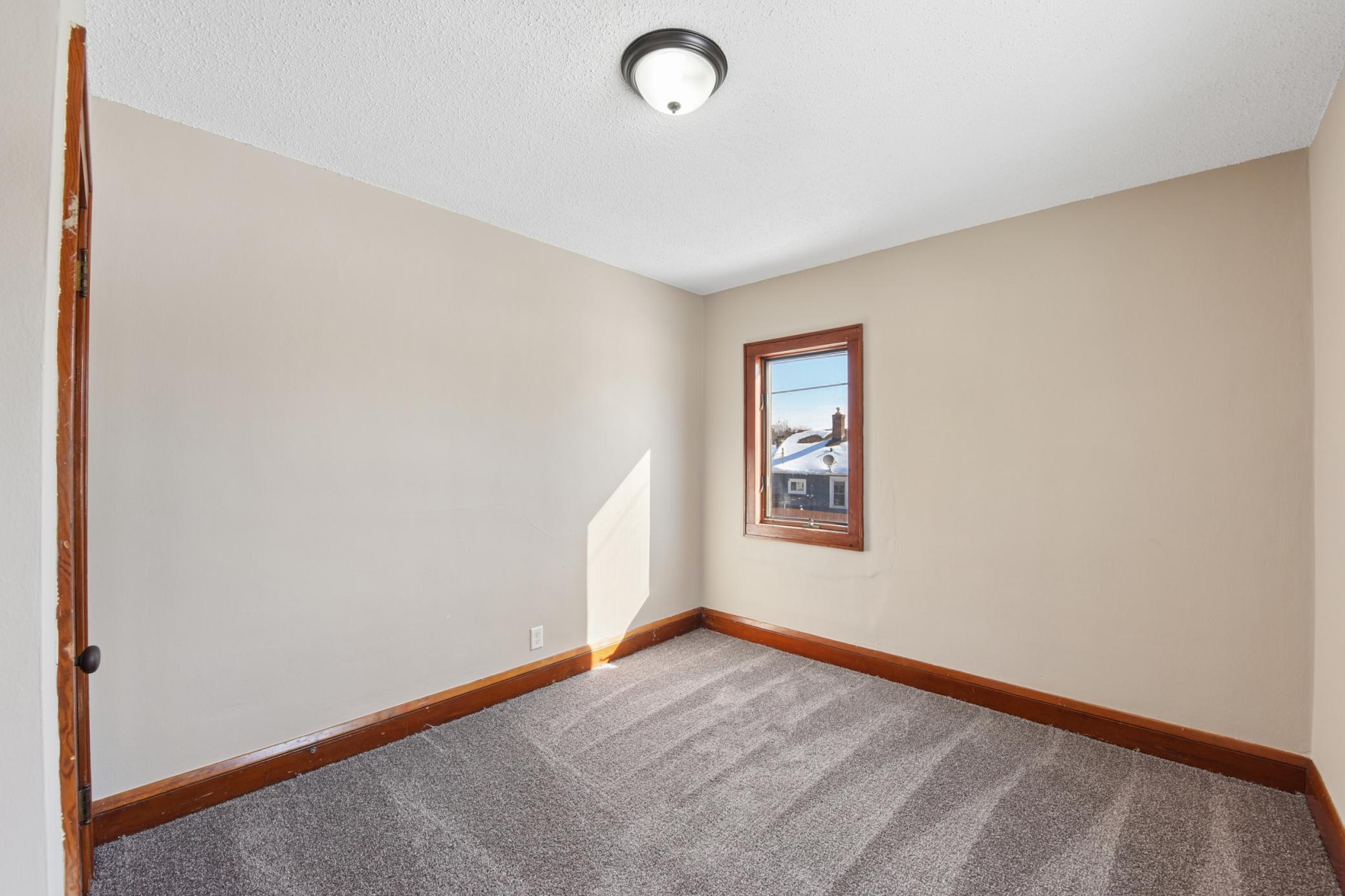 1237 5th Street E Property Photo 13
