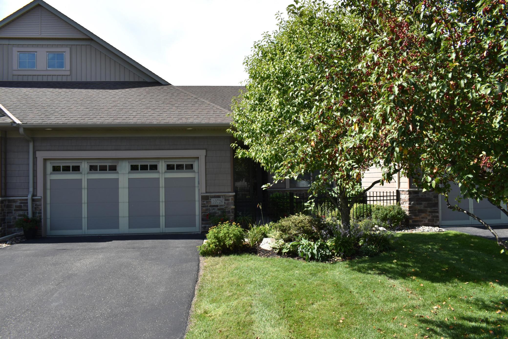 10726 Lyndale Bluffs Trail Property Photo 3