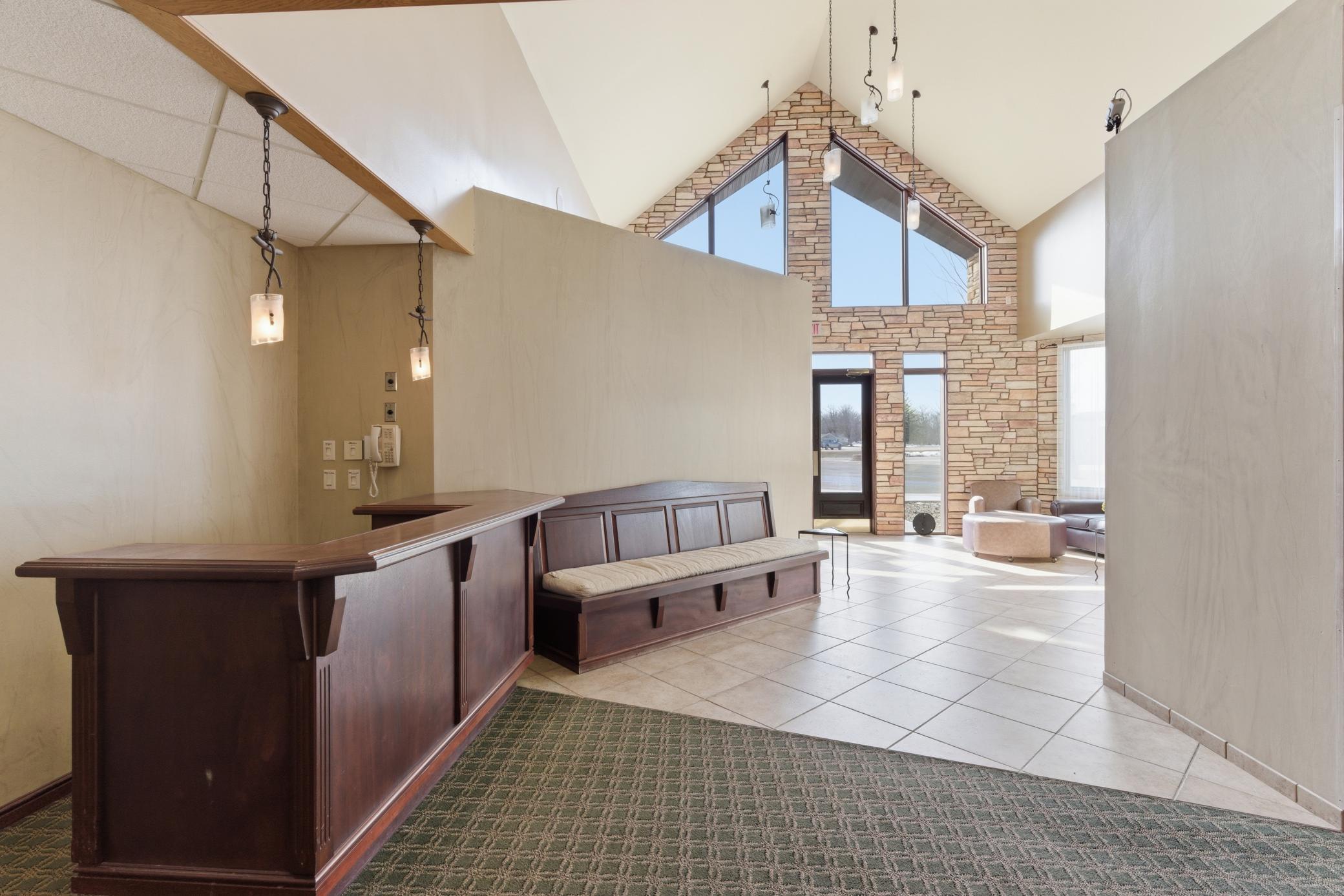 16730 Us 2 Property Photo 17