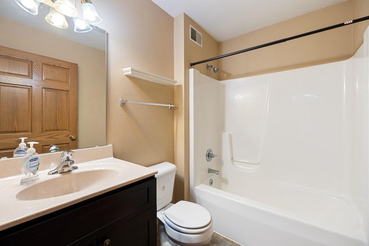 W1660 Maplewood Lane Property Photo 27