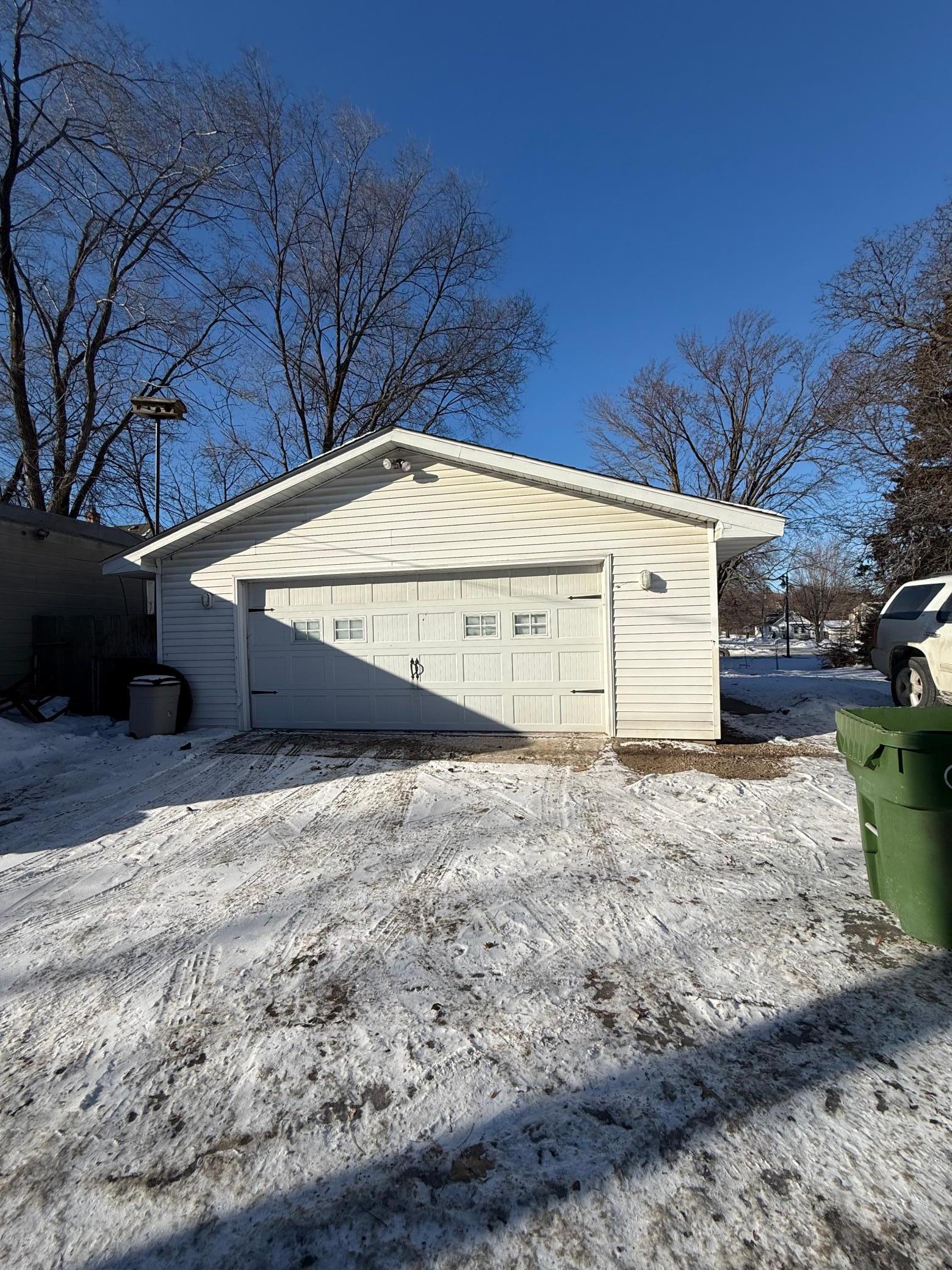 681 Old Highway 8 Nw Property Photo 4