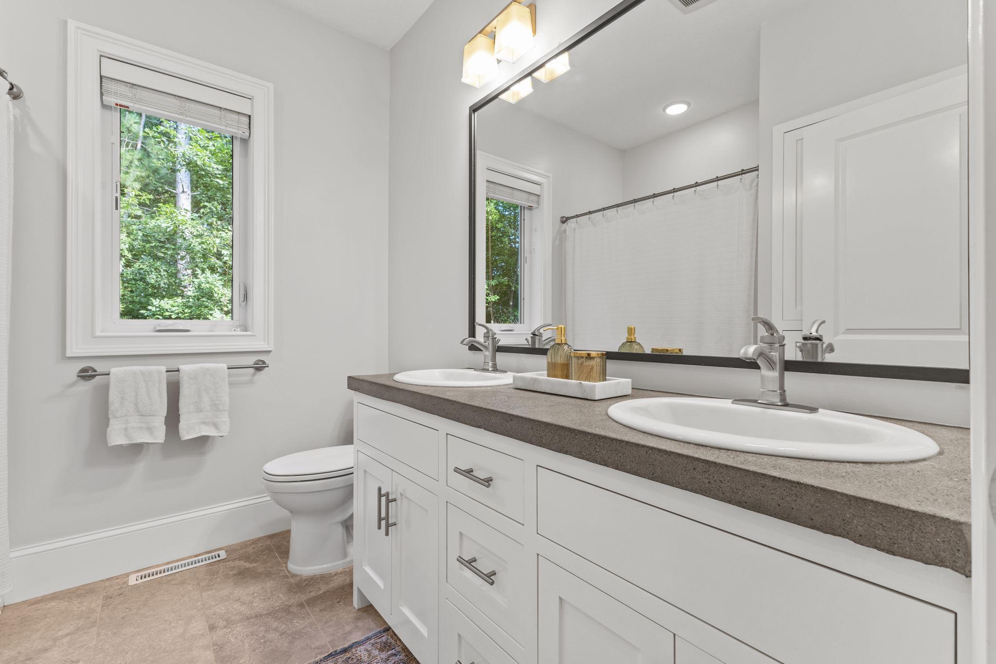 655 55th Street Ne Property Photo 33
