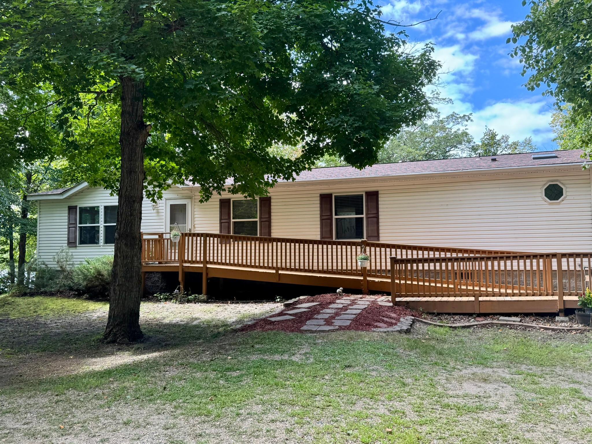 14196 E Fox Lake Road Property Photo 4