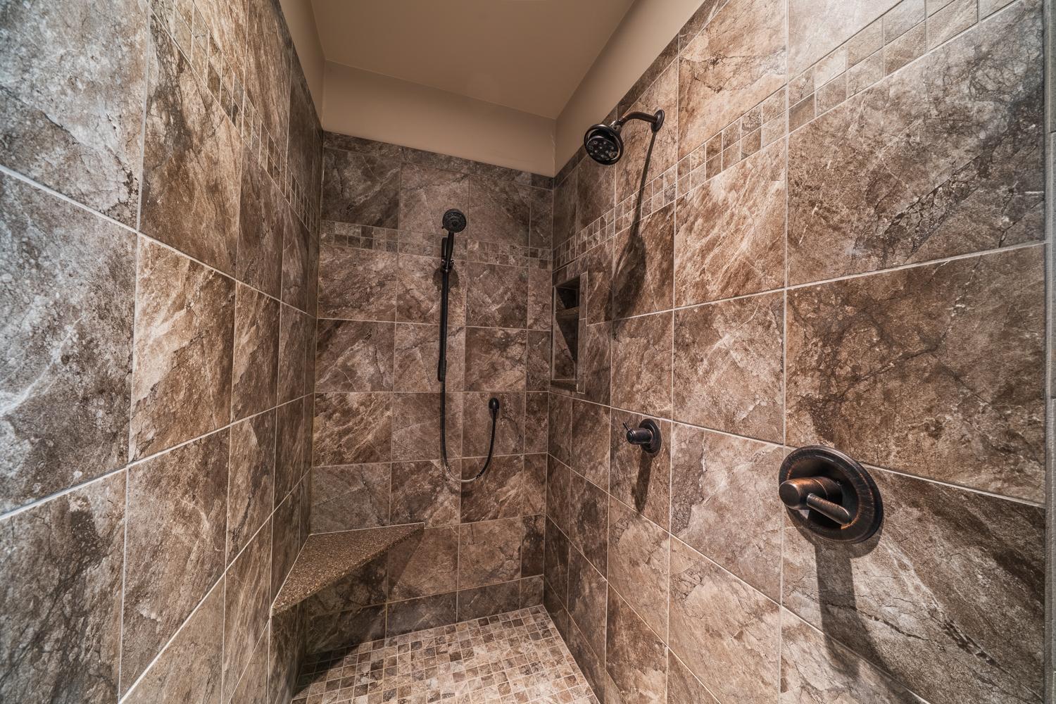 25379 Deerpath Loop Property Photo 8