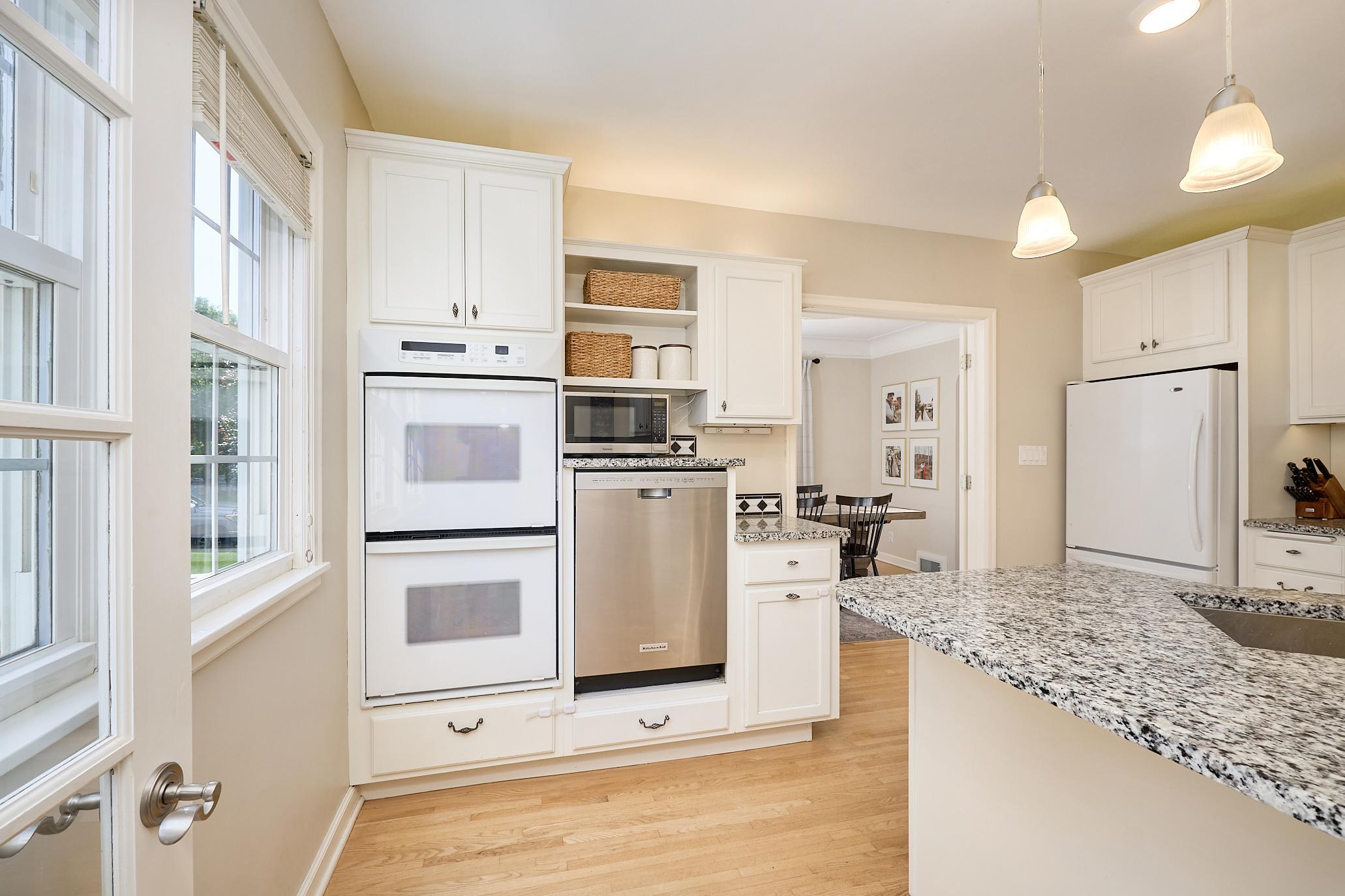 2242 Wilson Street Ne Property Photo 11