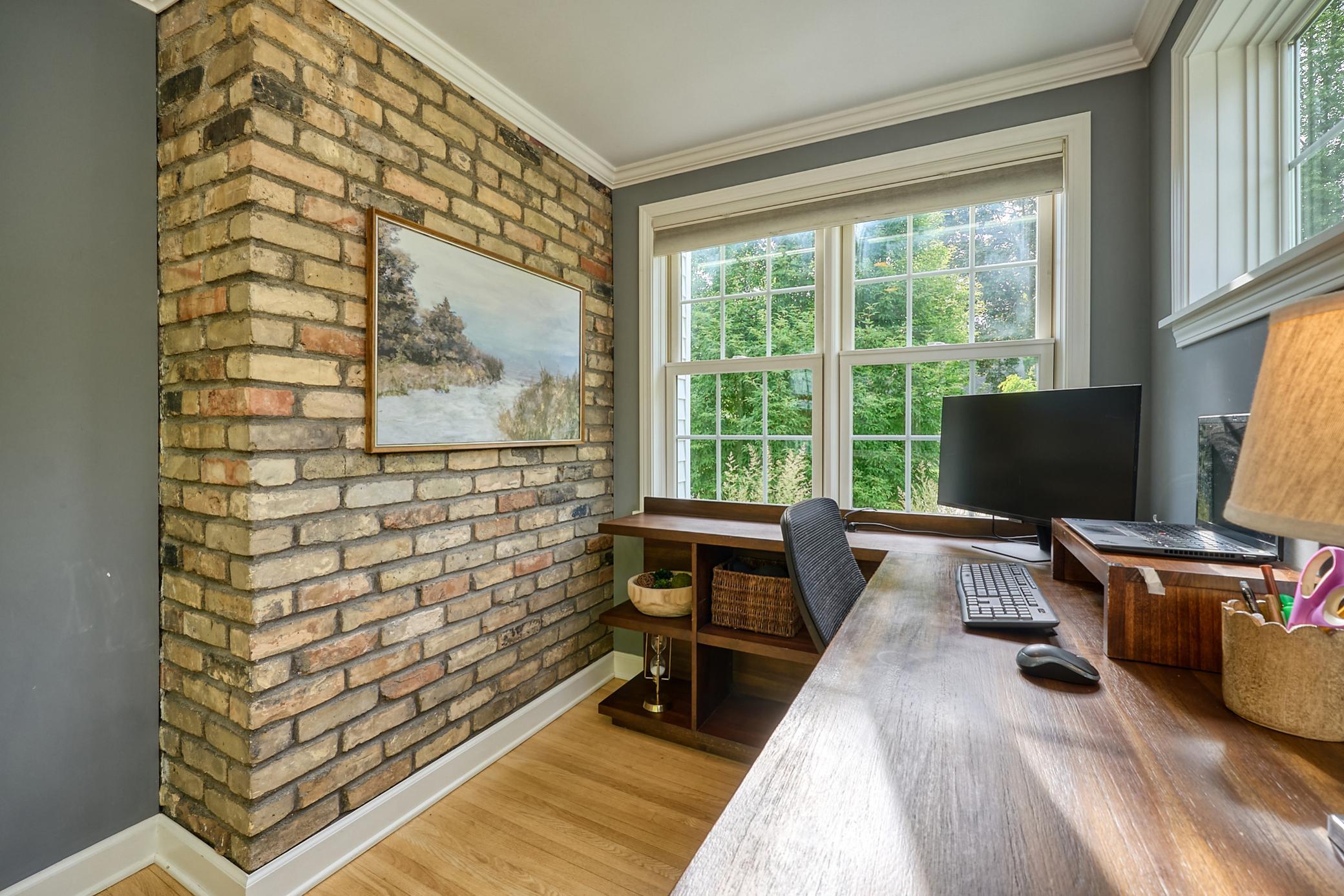 2242 Wilson Street Ne Property Photo 16