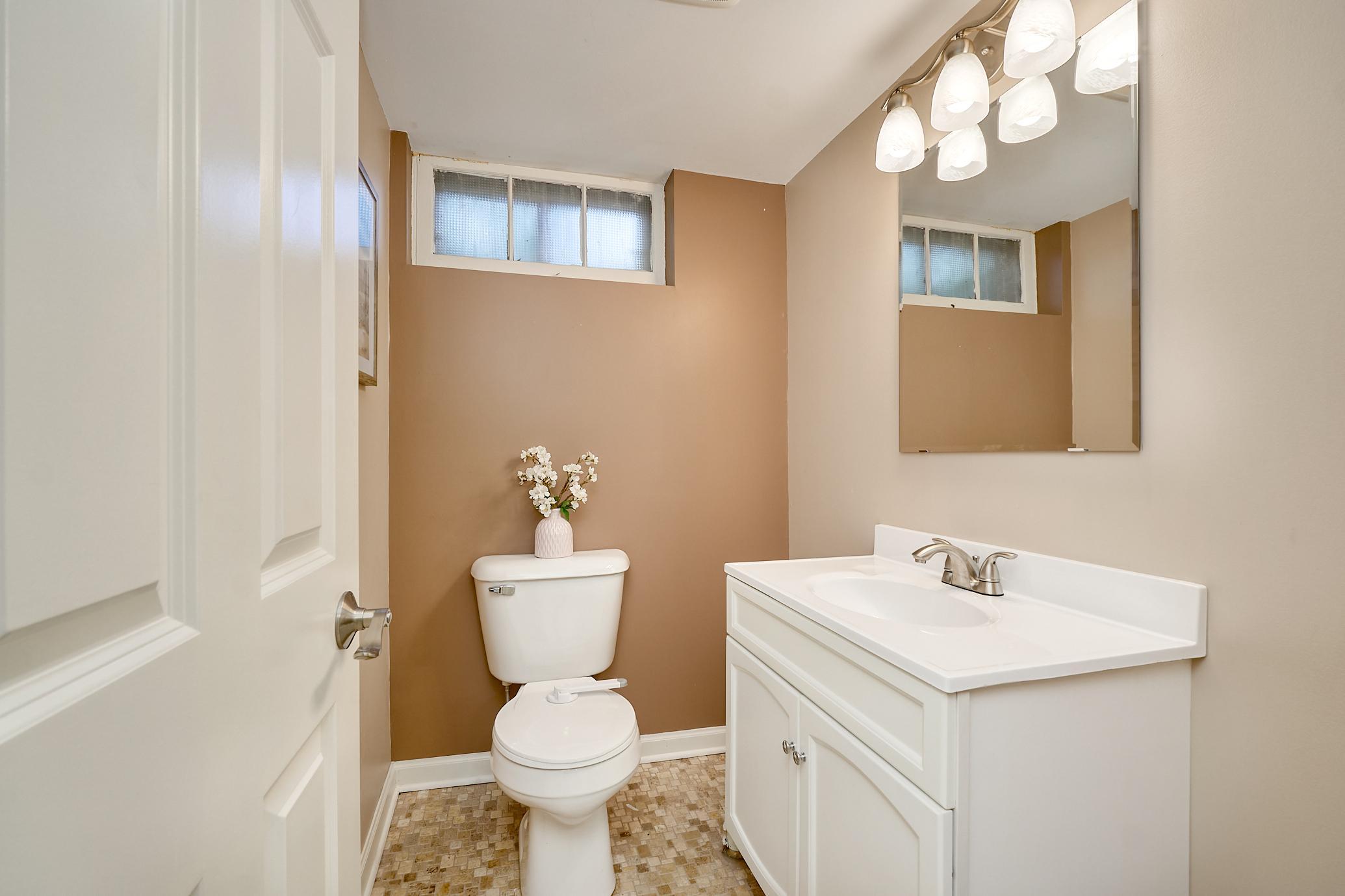 2242 Wilson Street Ne Property Photo 29
