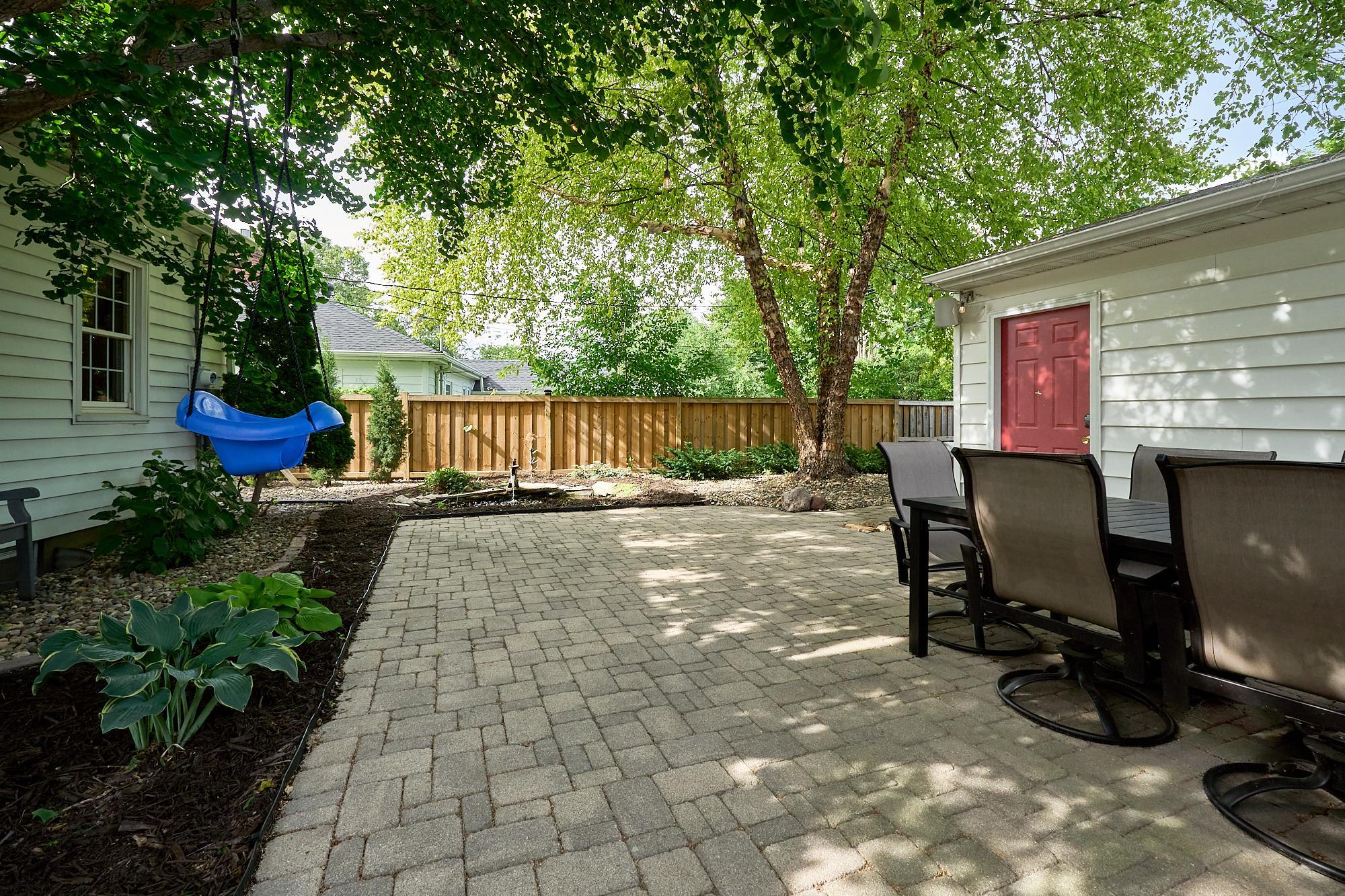 2242 Wilson Street Ne Property Photo 42