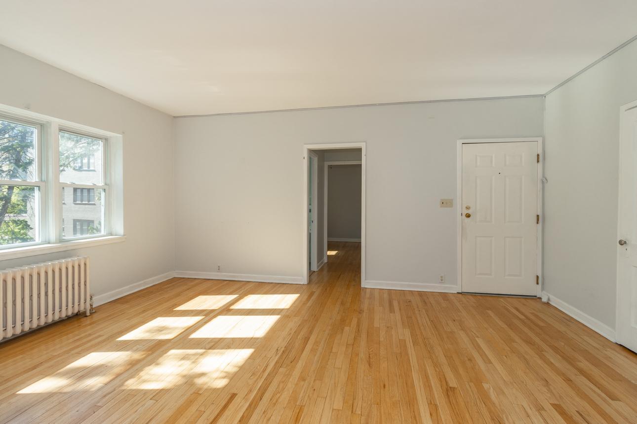 3128 W Bde Maka Ska Boulevard 415 Property Photo 4